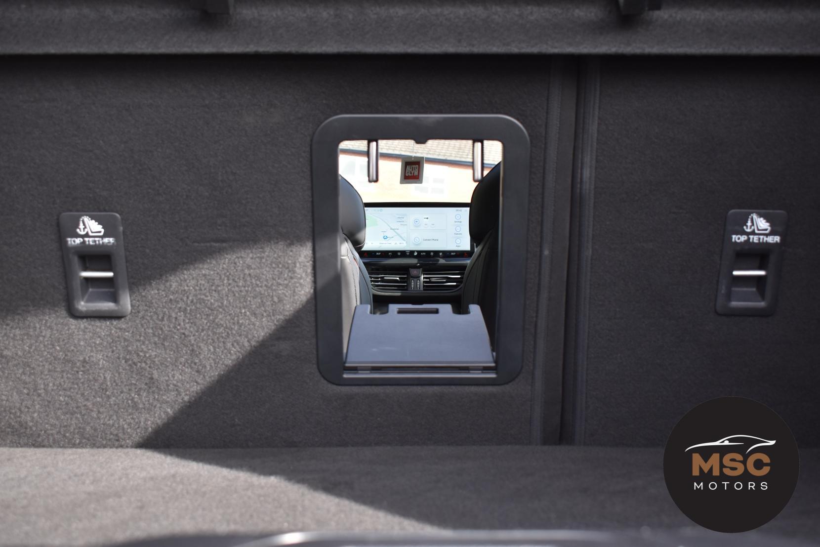 Ford Focus view 52