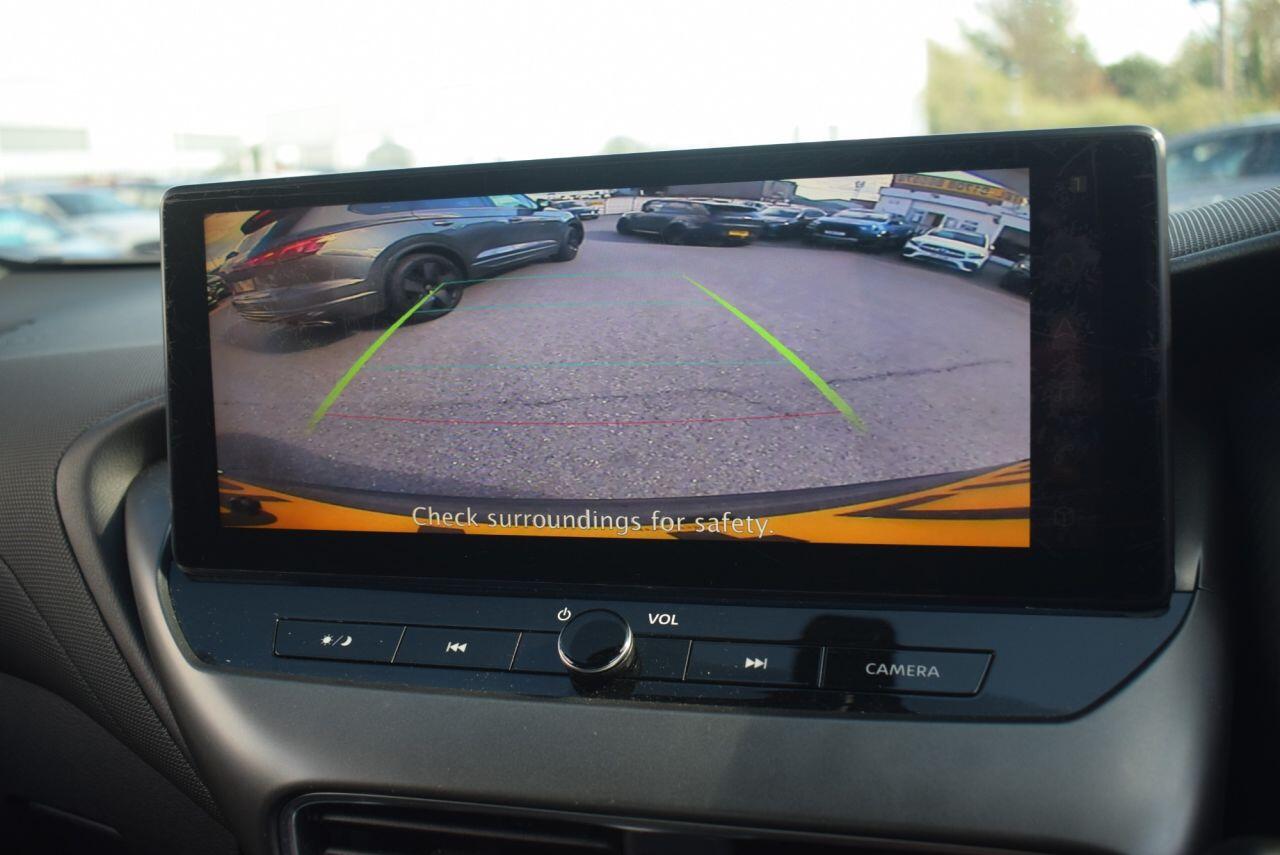 Nissan Juke view 2