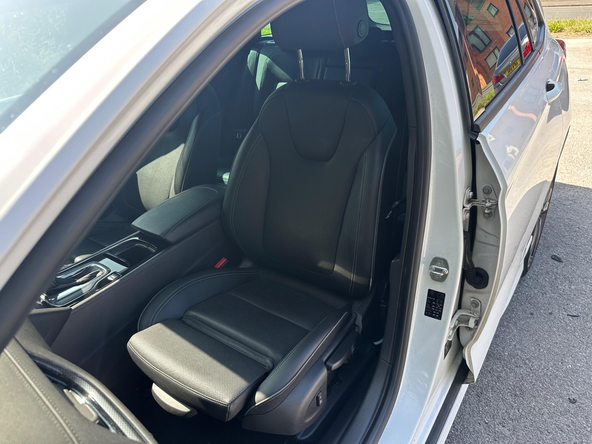 Vauxhall Insignia view 15