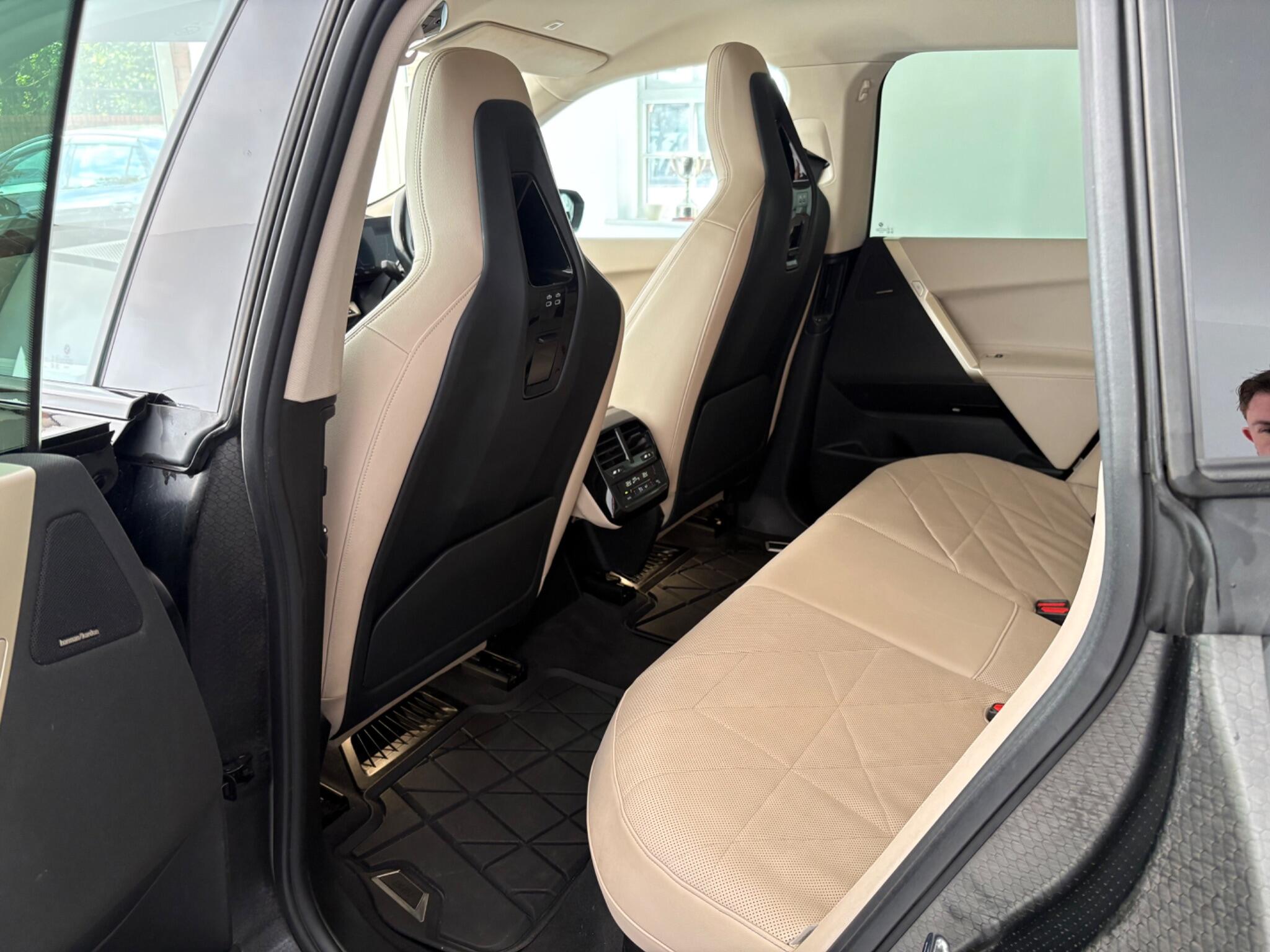 BMW Ix view 15