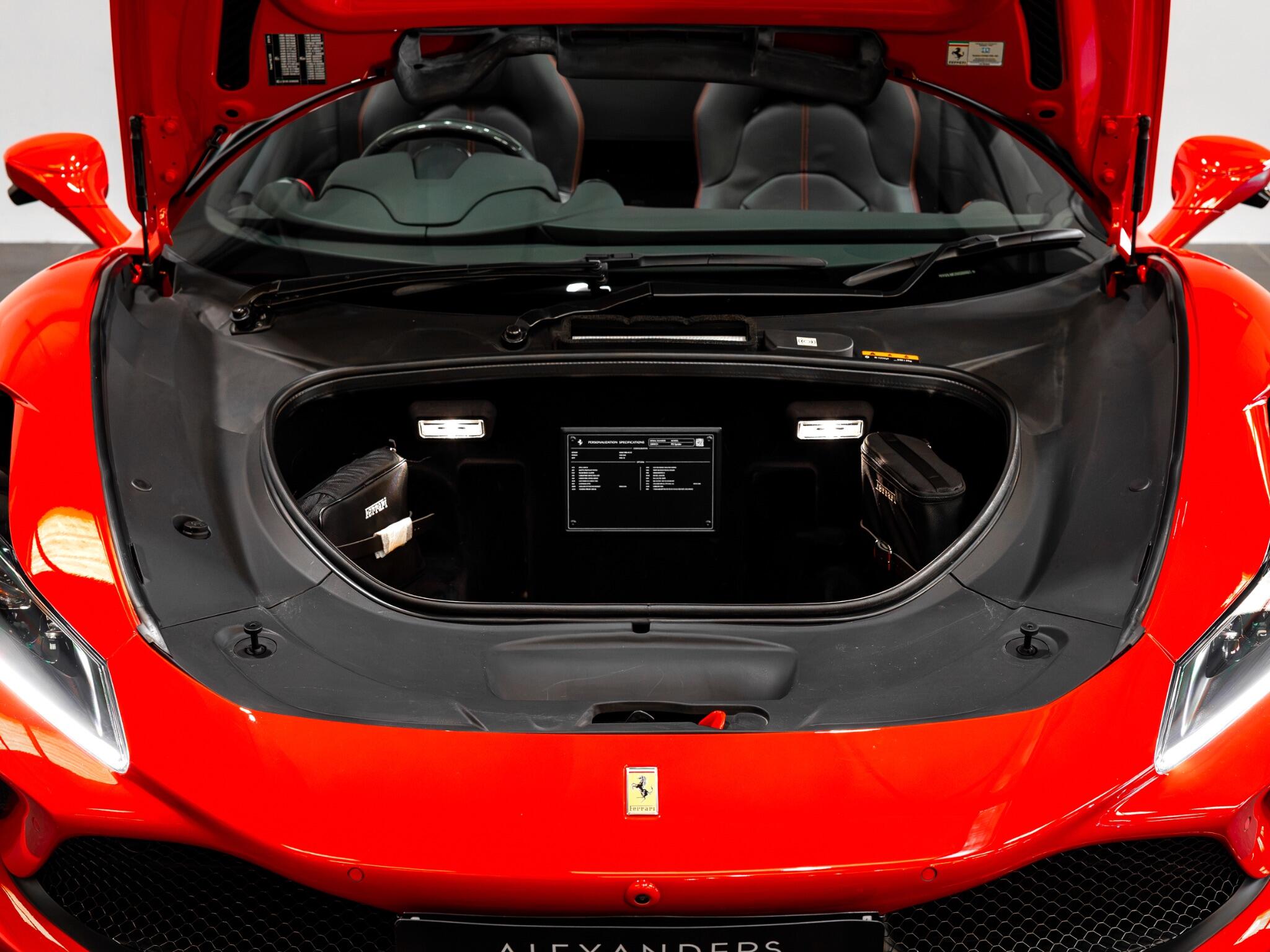 Ferrari F8 Tributo view 33