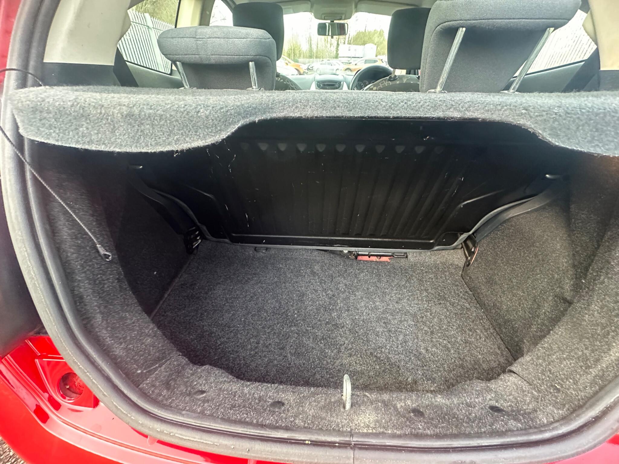 2013 Ford Ka image 25