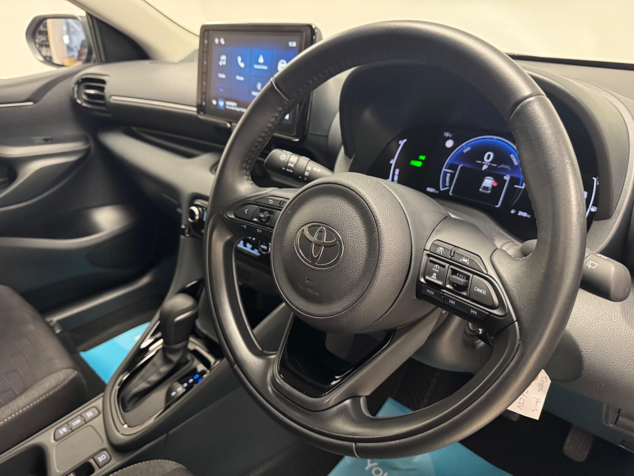 Toyota Yaris view 17