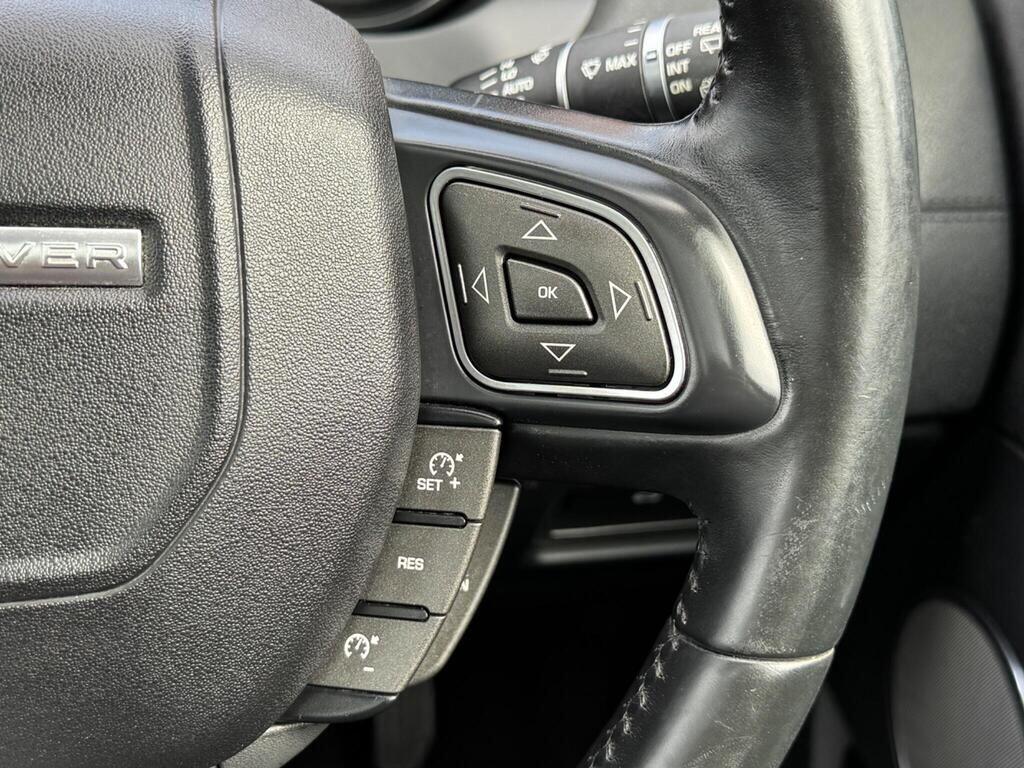 Land Rover Range Rover Evoque view 28