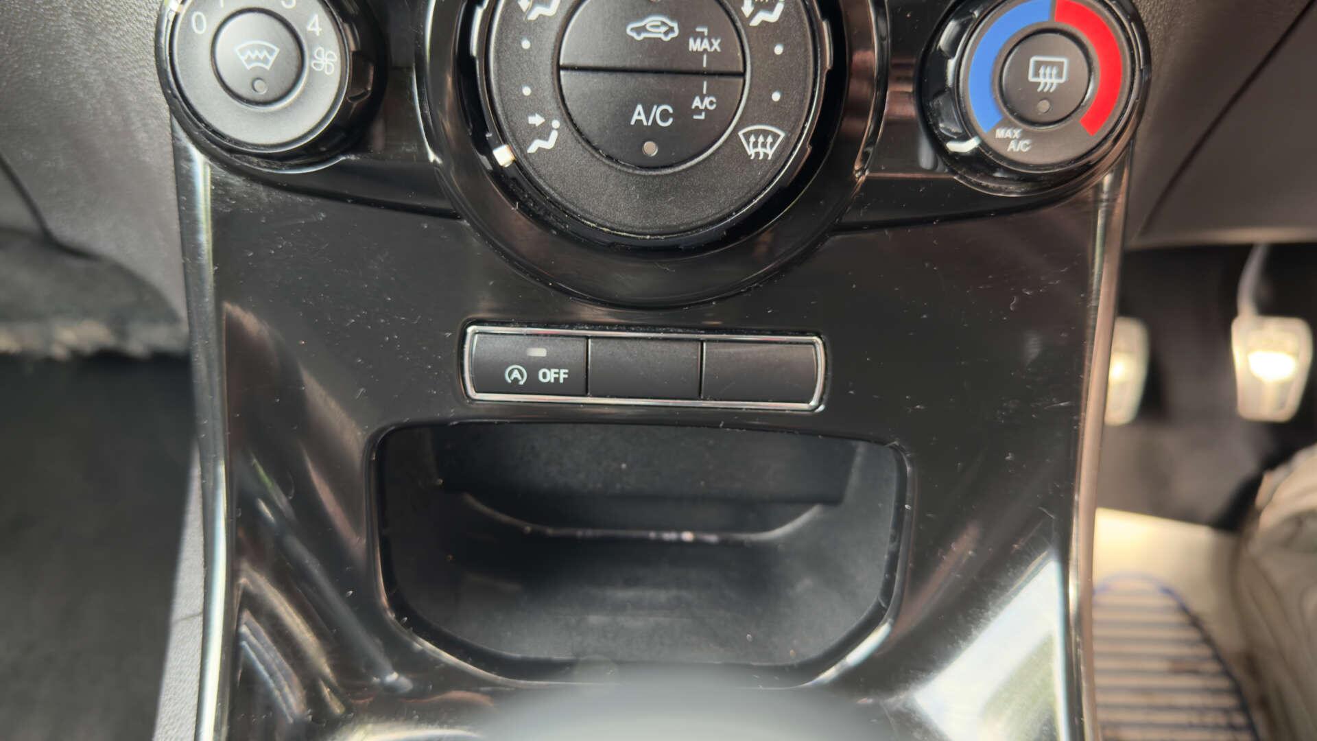 Ford Fiesta view 26