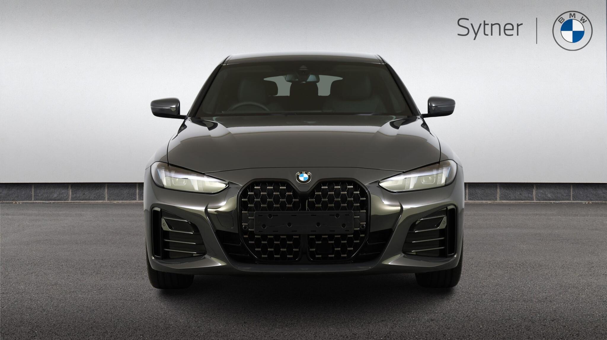 BMW 4 Series view 16