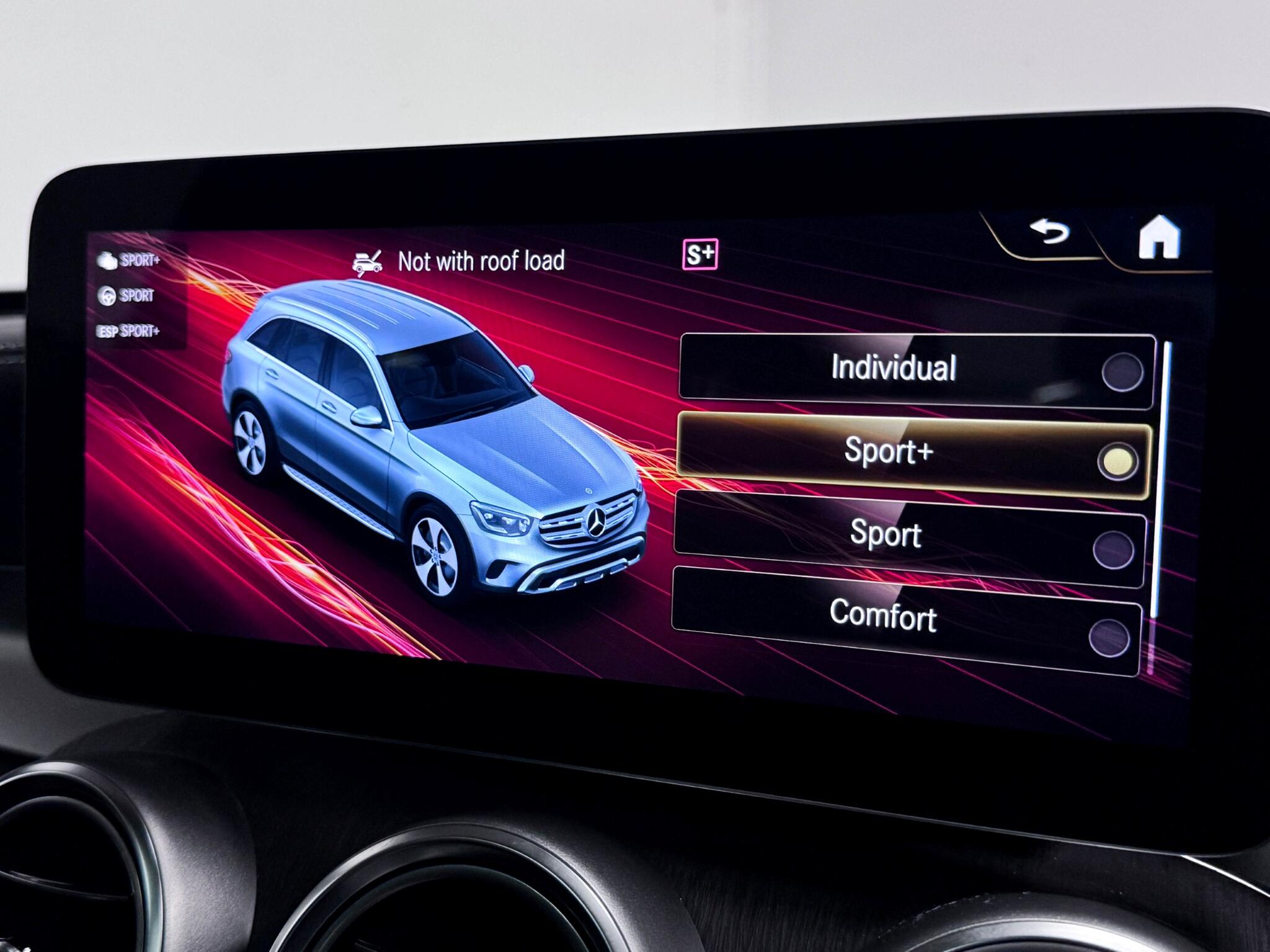 Mercedes-Benz GLC view 53