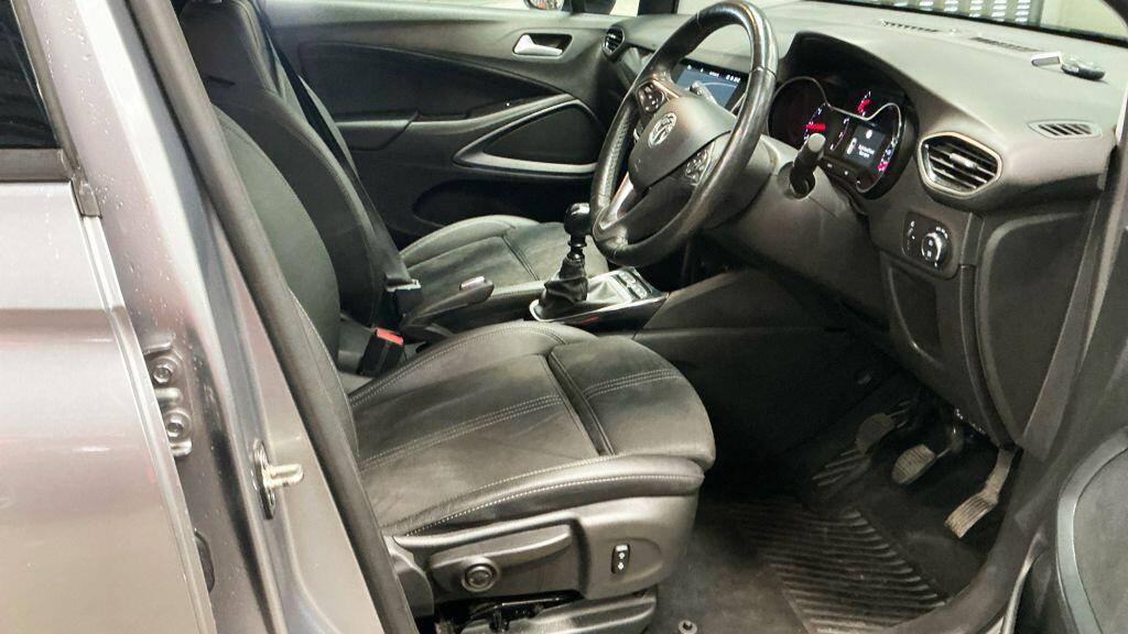 Vauxhall Crossland view 12