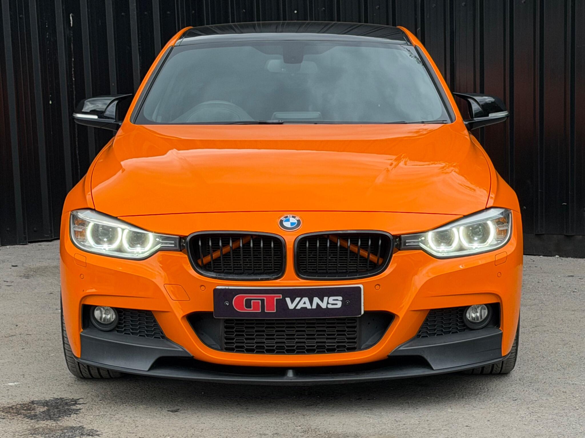 BMW 3 Series view 10