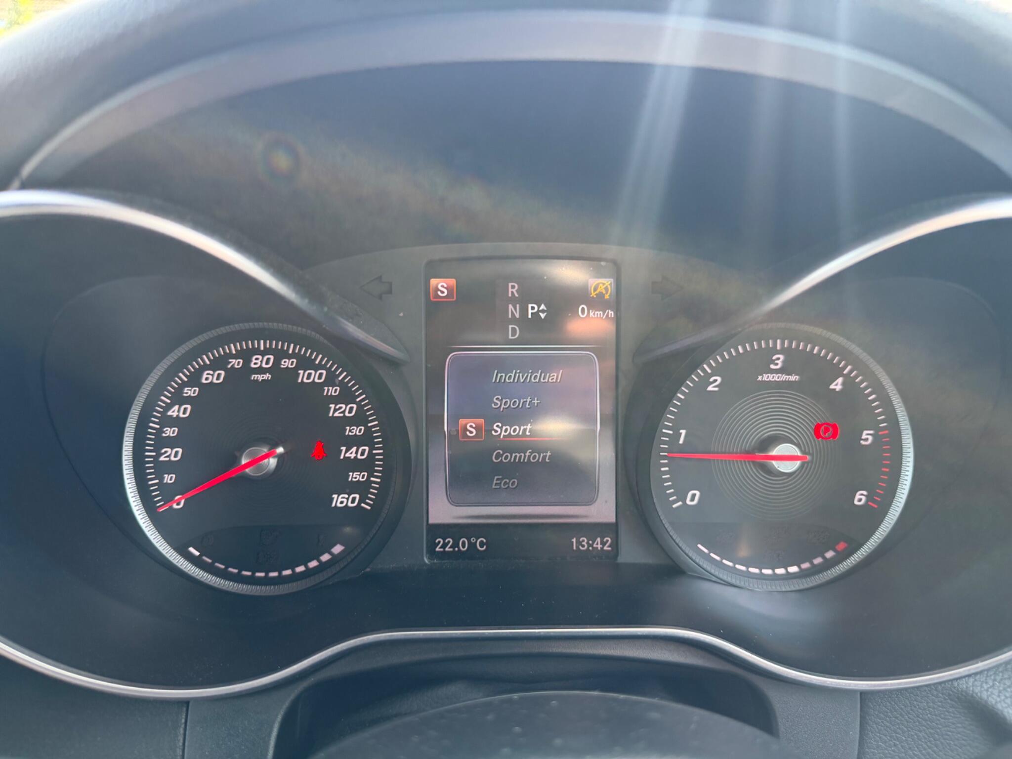 Mercedes-Benz GLC view 47