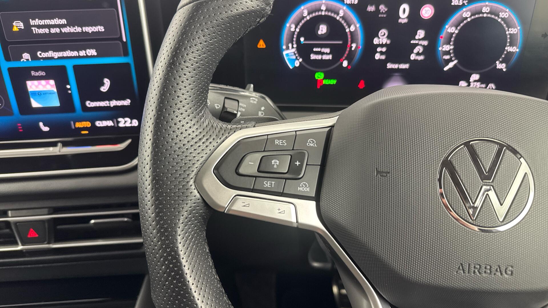 Volkswagen Tiguan view 33