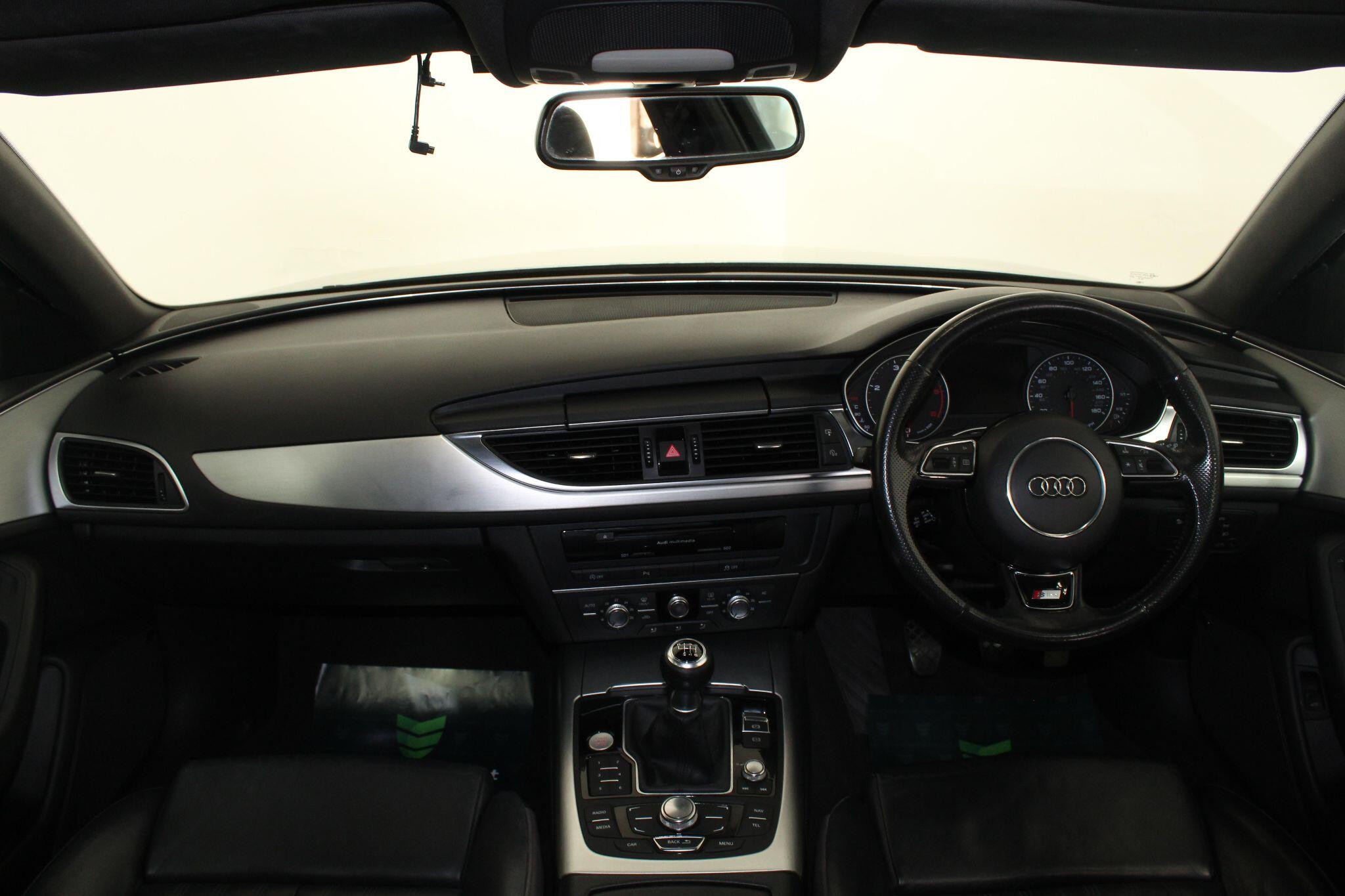 Audi A6 view 29