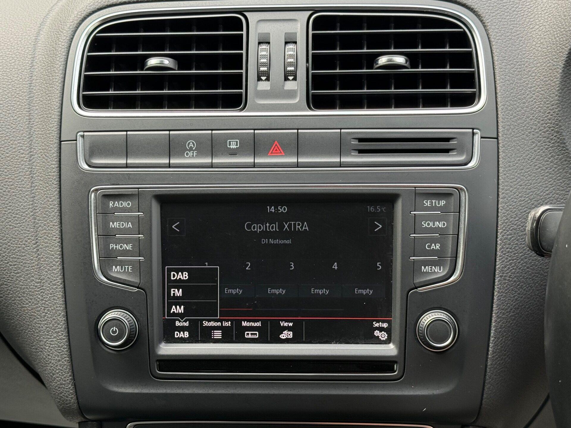 Volkswagen Polo view 7