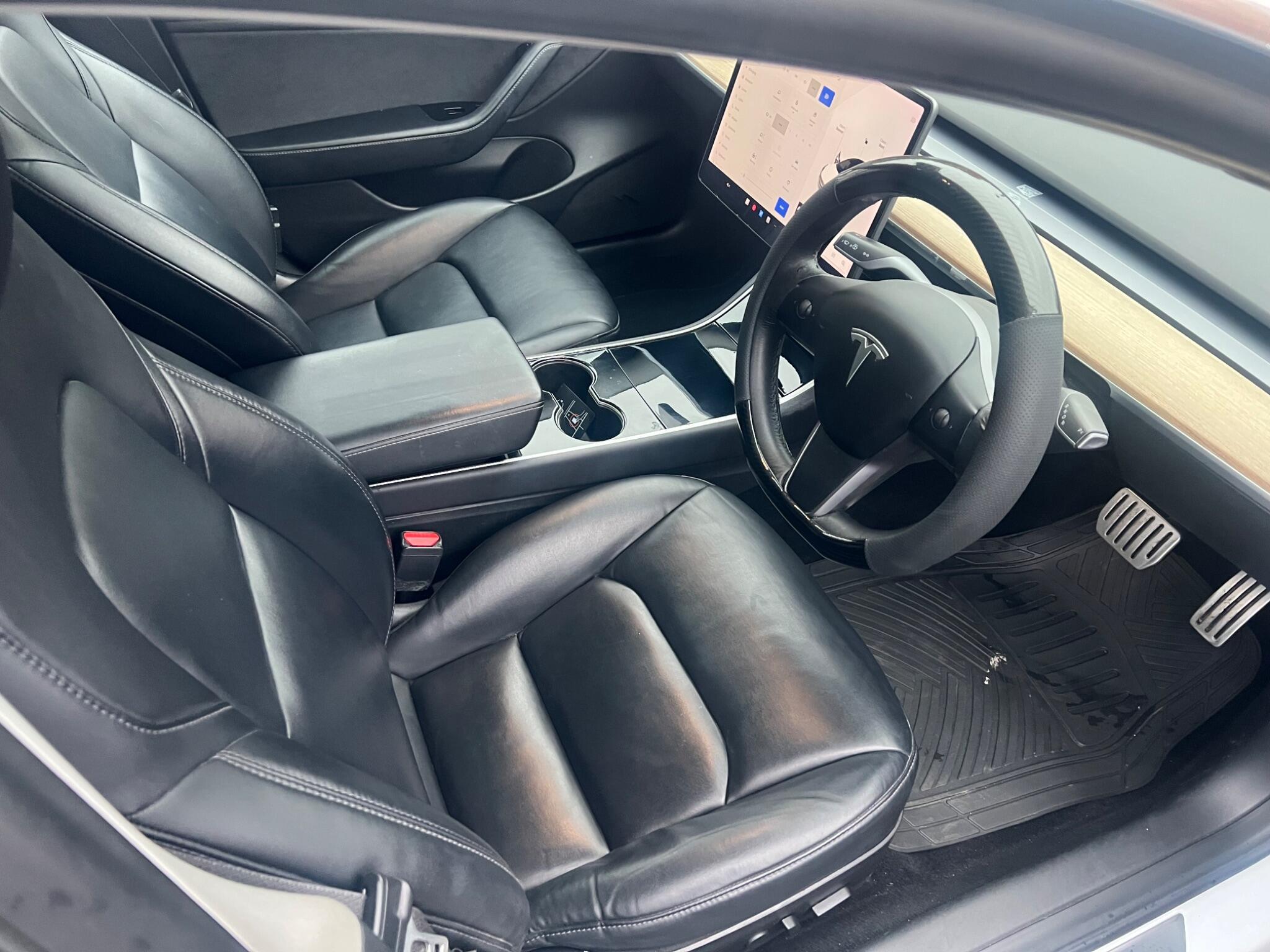 2019 Tesla Model 3 (Dual Motor) Performance Auto 4WDE 4dr (Performance Upgrade) • 162,000 miles image 23