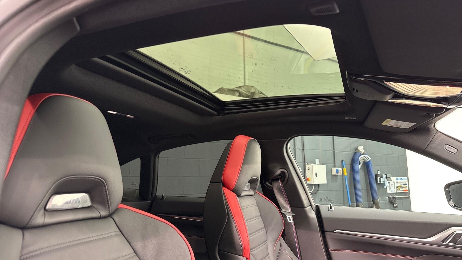 BMW 4 Series view 22