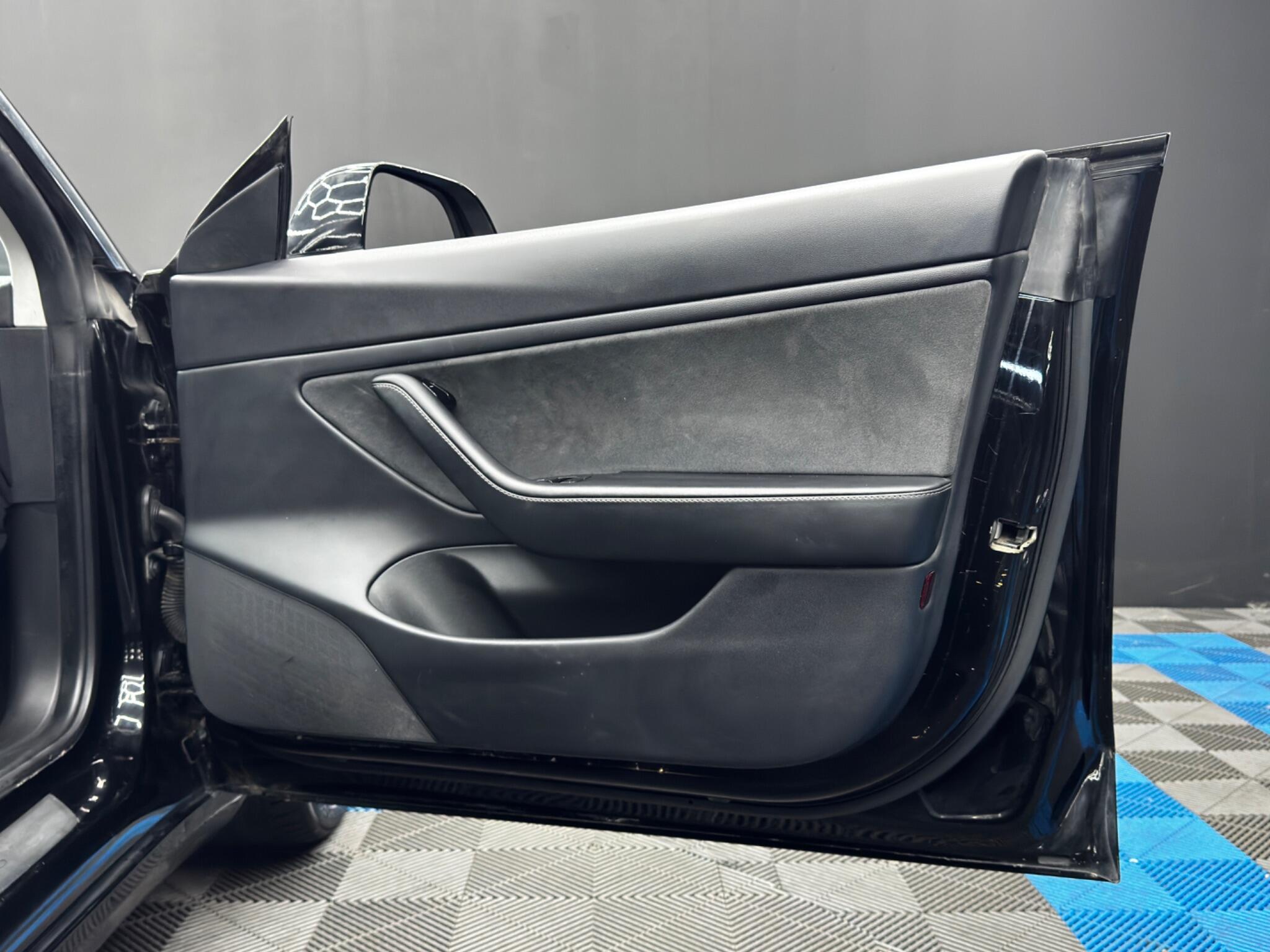 Tesla Model 3 view 42