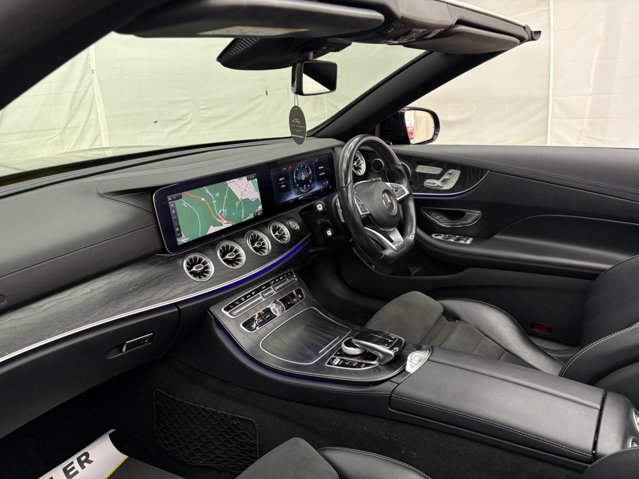 Mercedes-Benz E-Class view 16