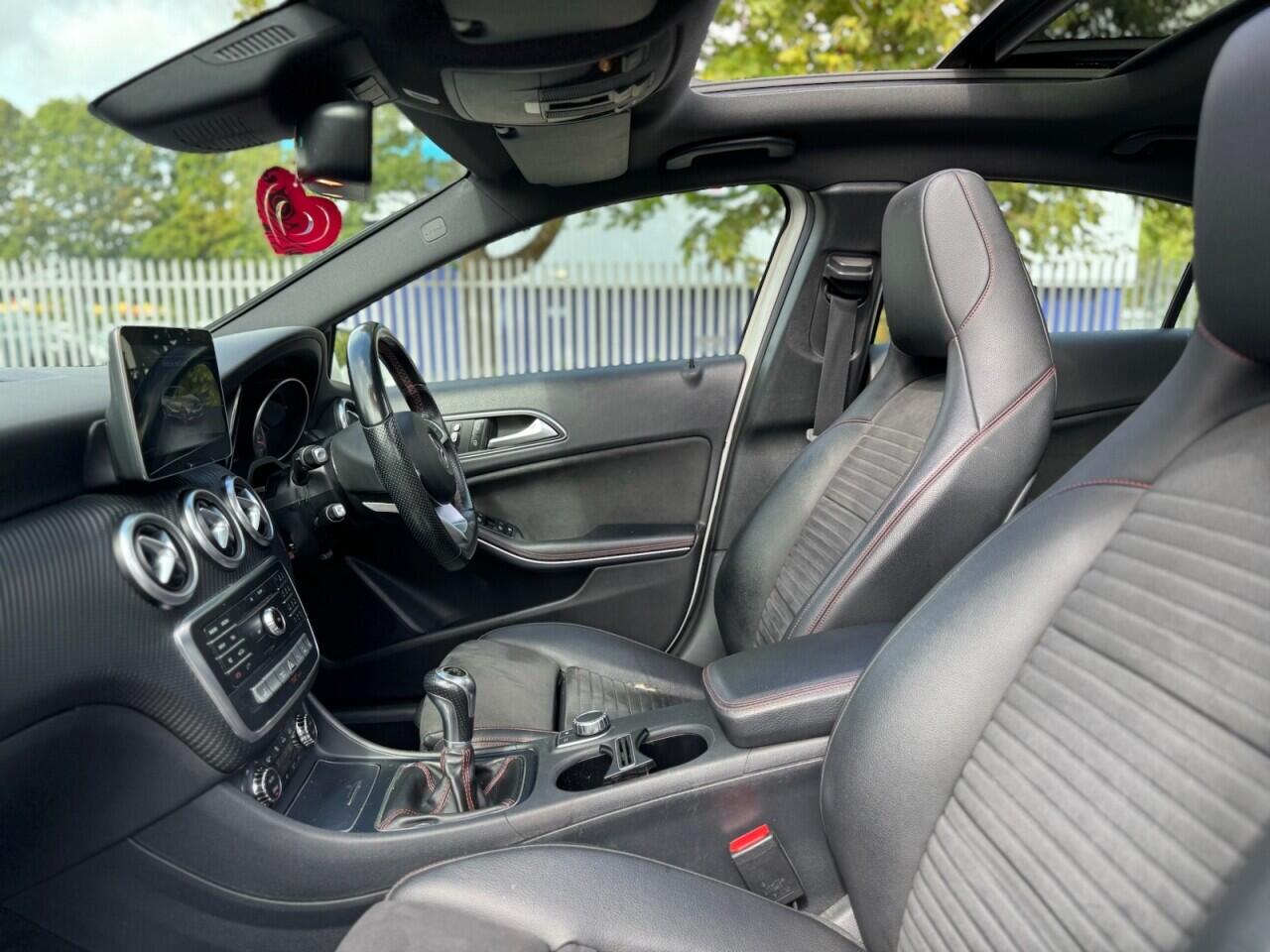 Mercedes-Benz A Class view 25
