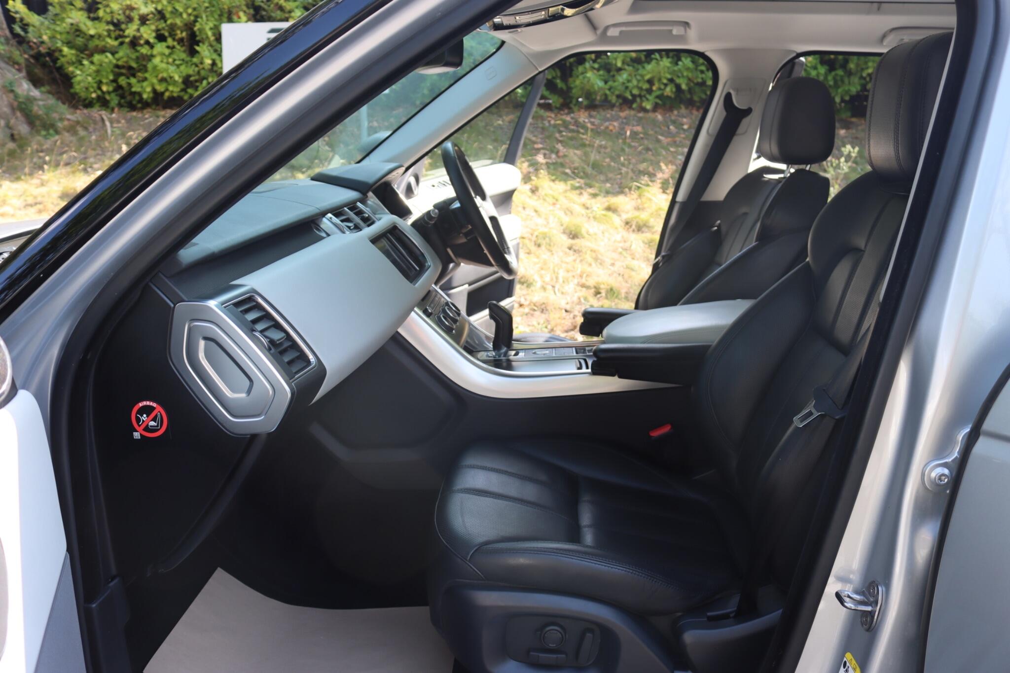 Land Rover Range Rover Sport view 64