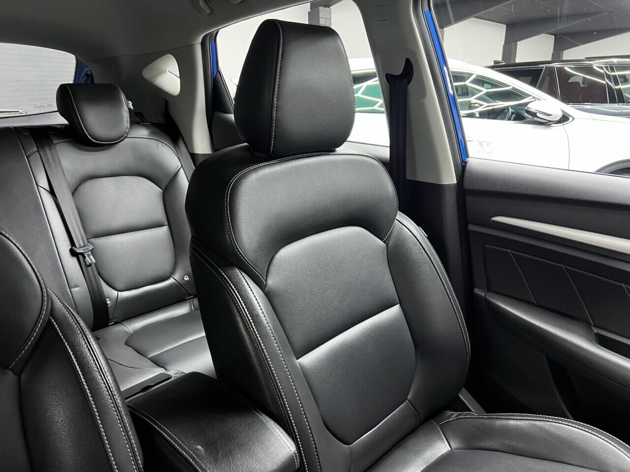 MG ZS view 36