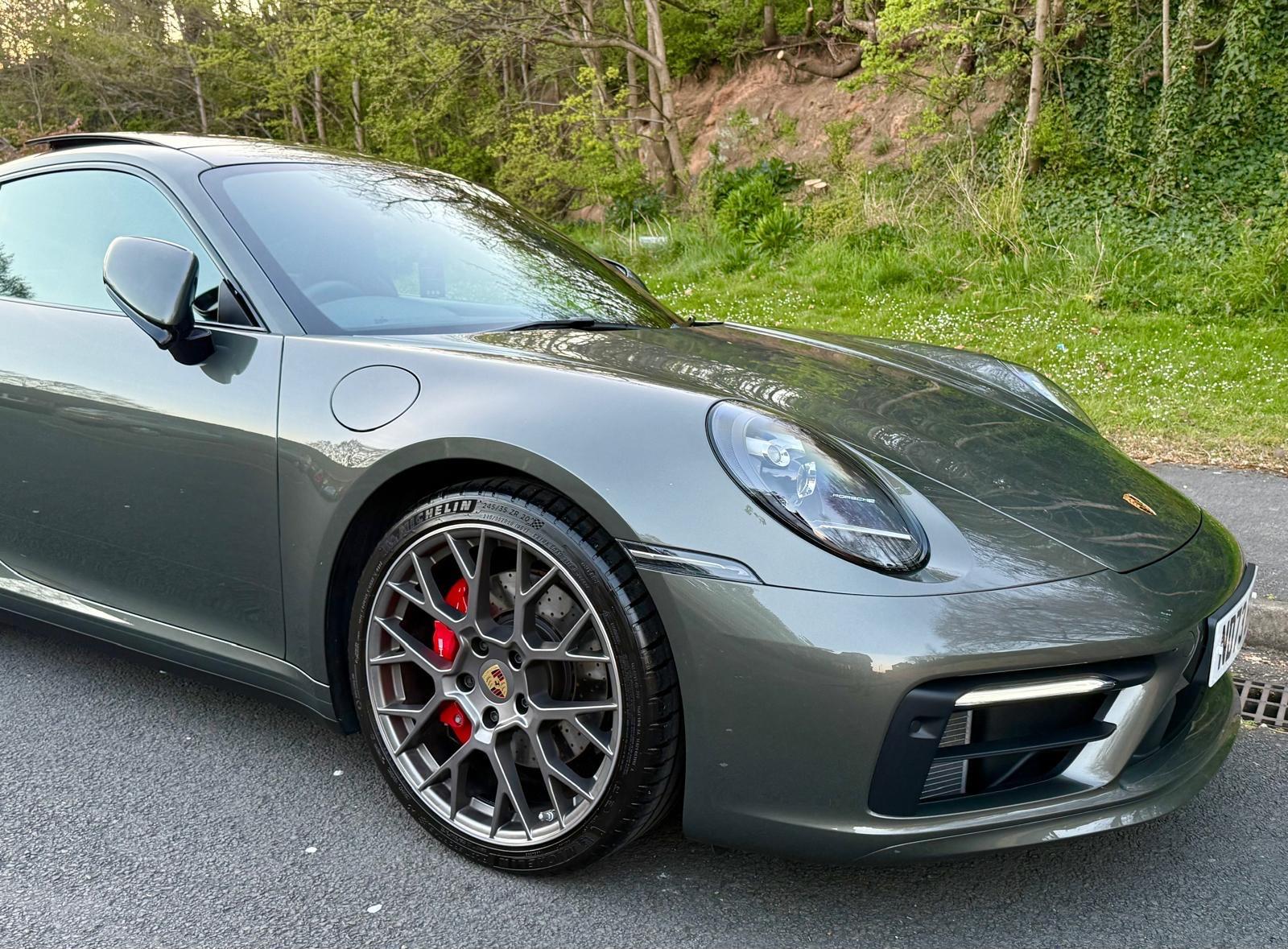 Porsche 911 view 65