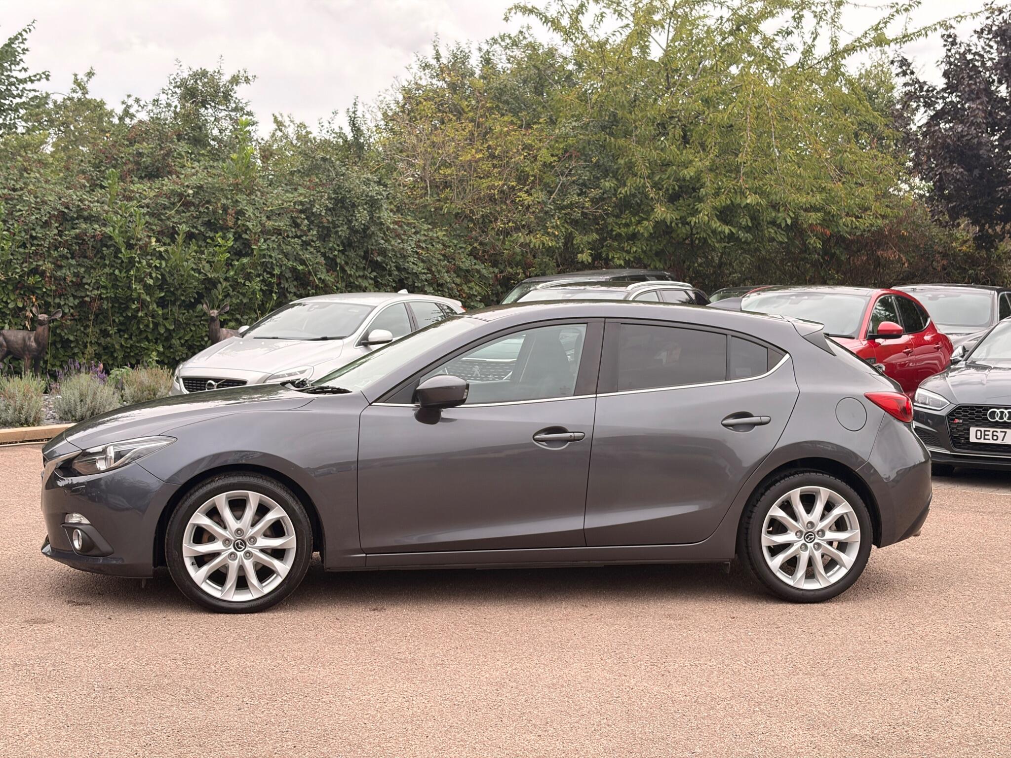 Mazda Skyactiv-G view 4