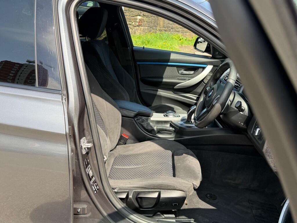 BMW 3 Series view 15