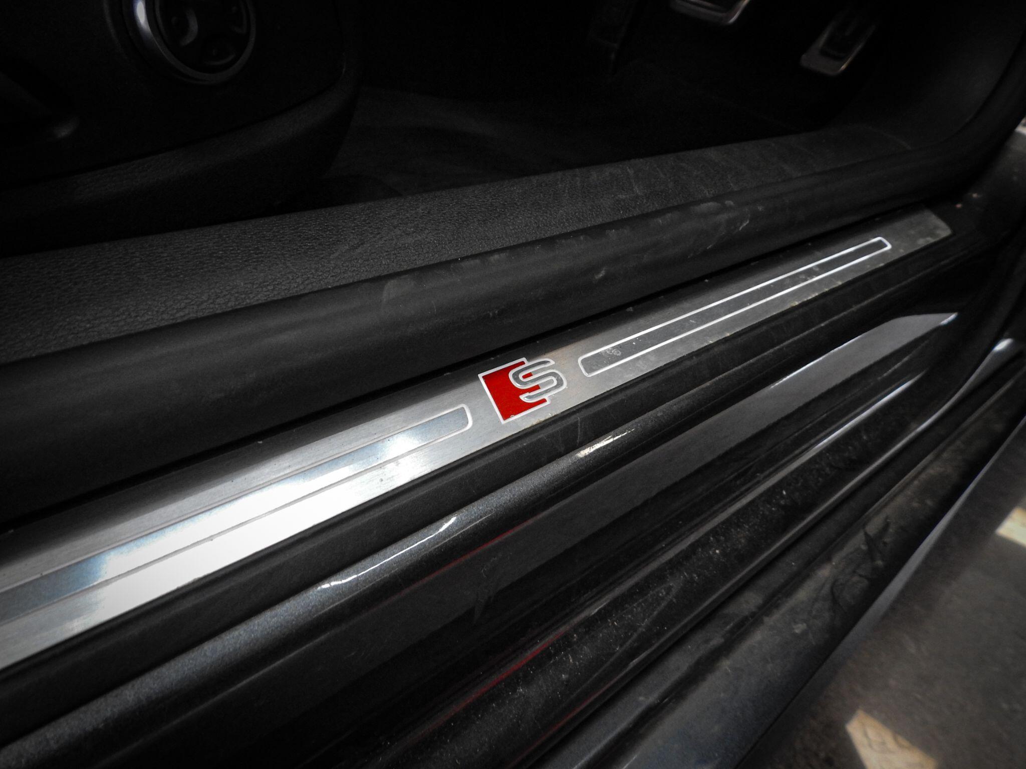 Audi S5 view 39