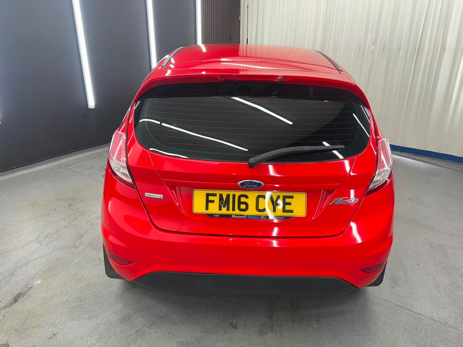Ford Fiesta view 11