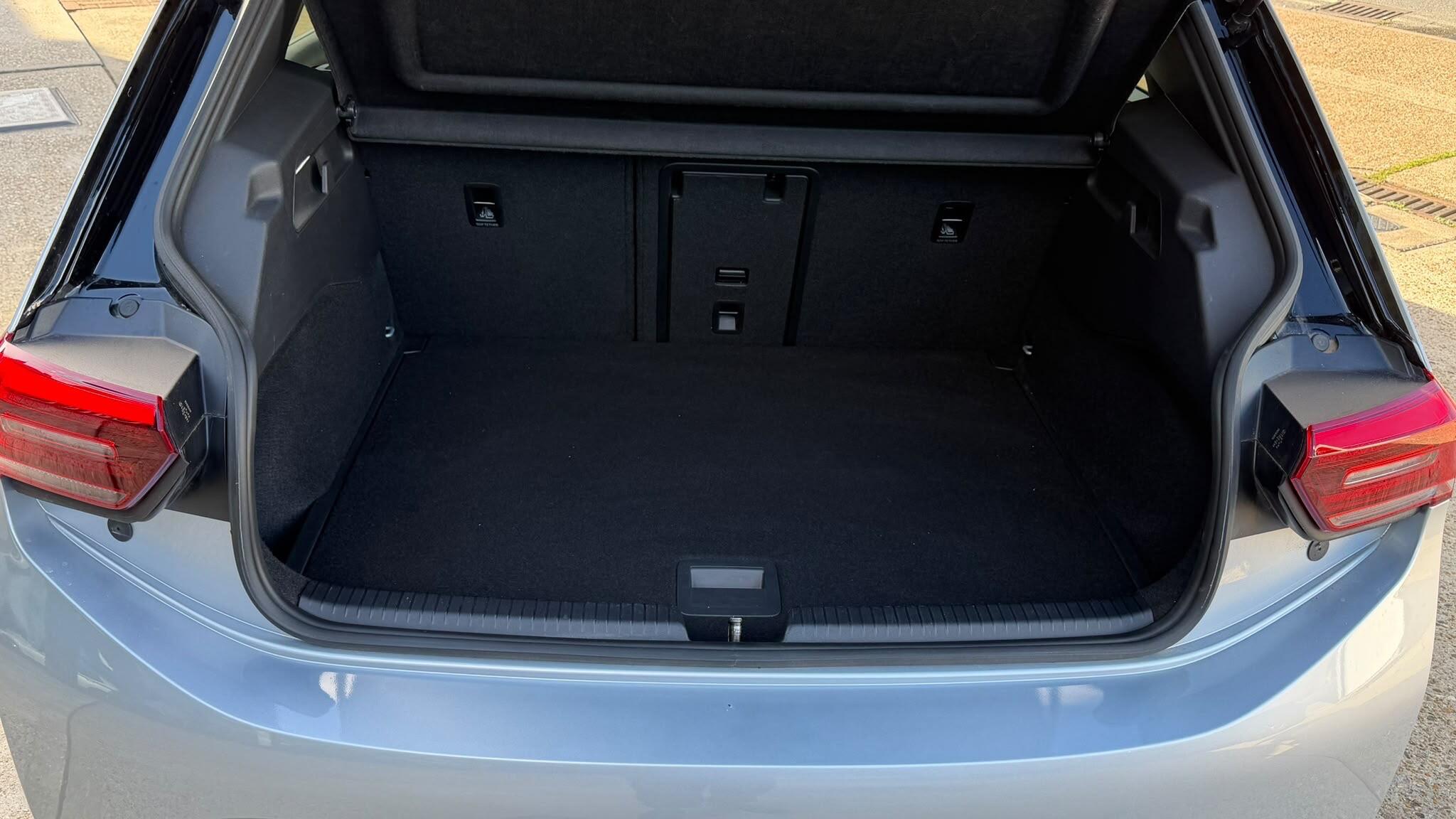 Volkswagen Id.3 view 37