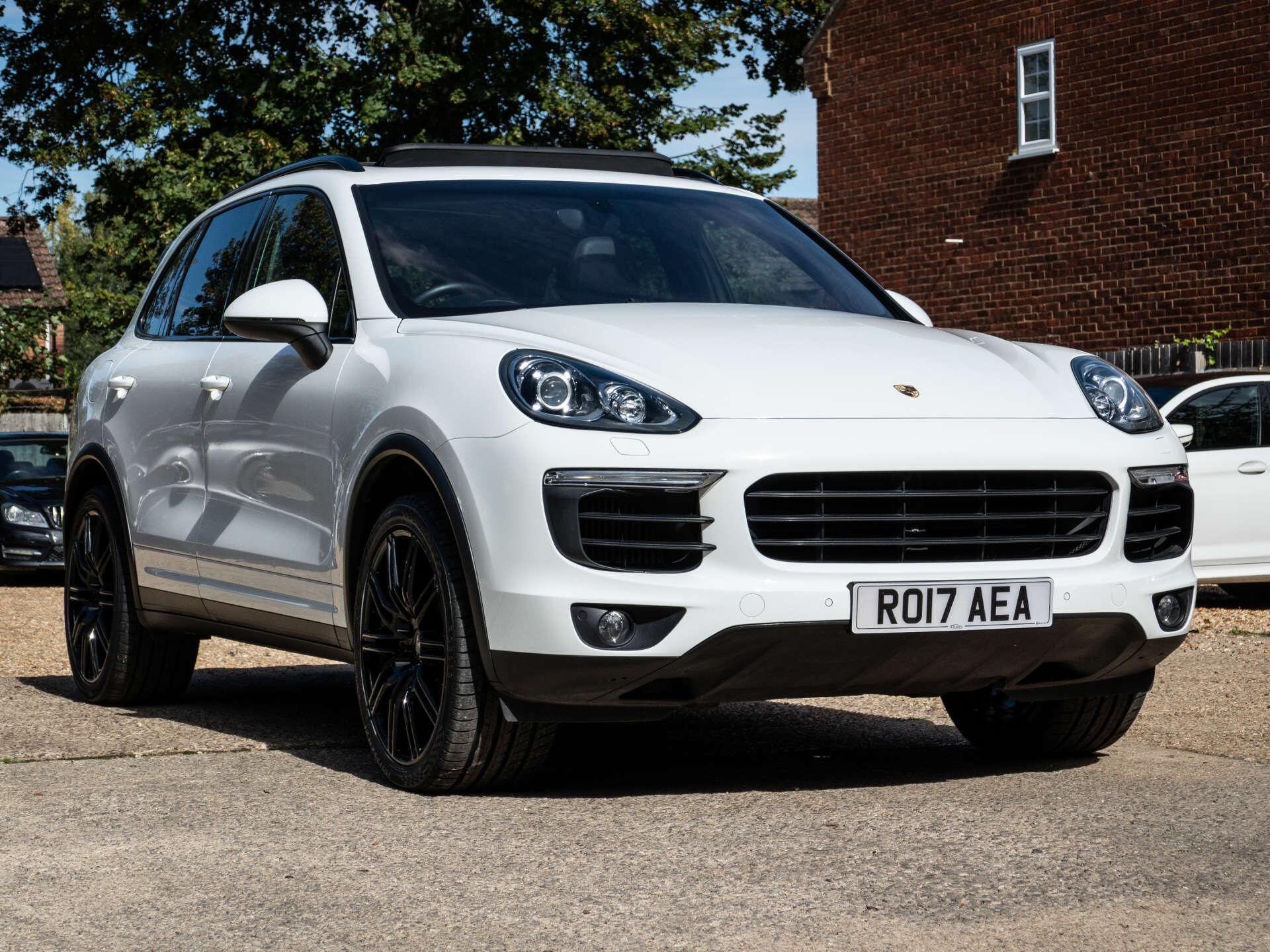 Porsche Cayenne view 6