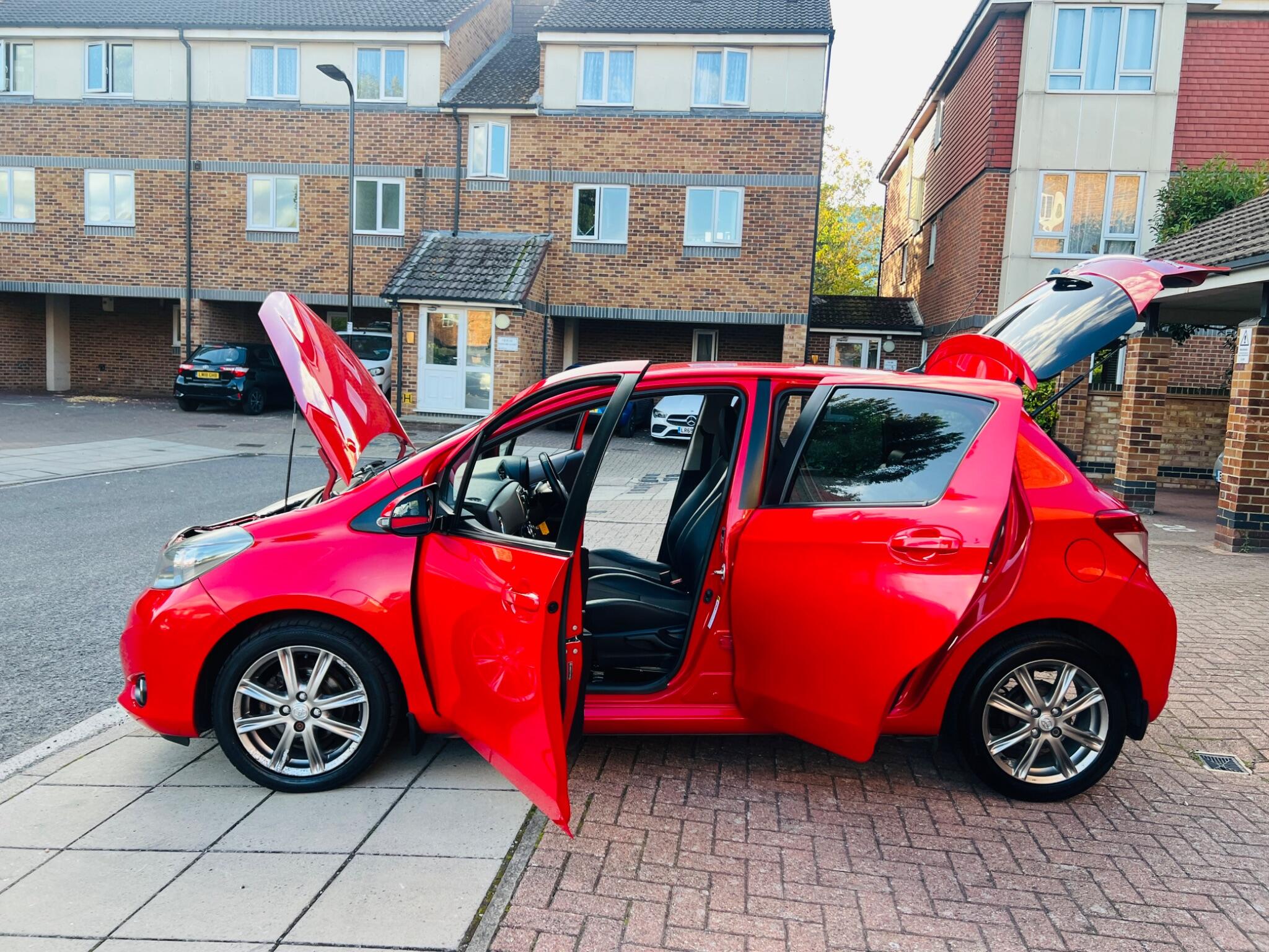 Toyota Yaris view 19