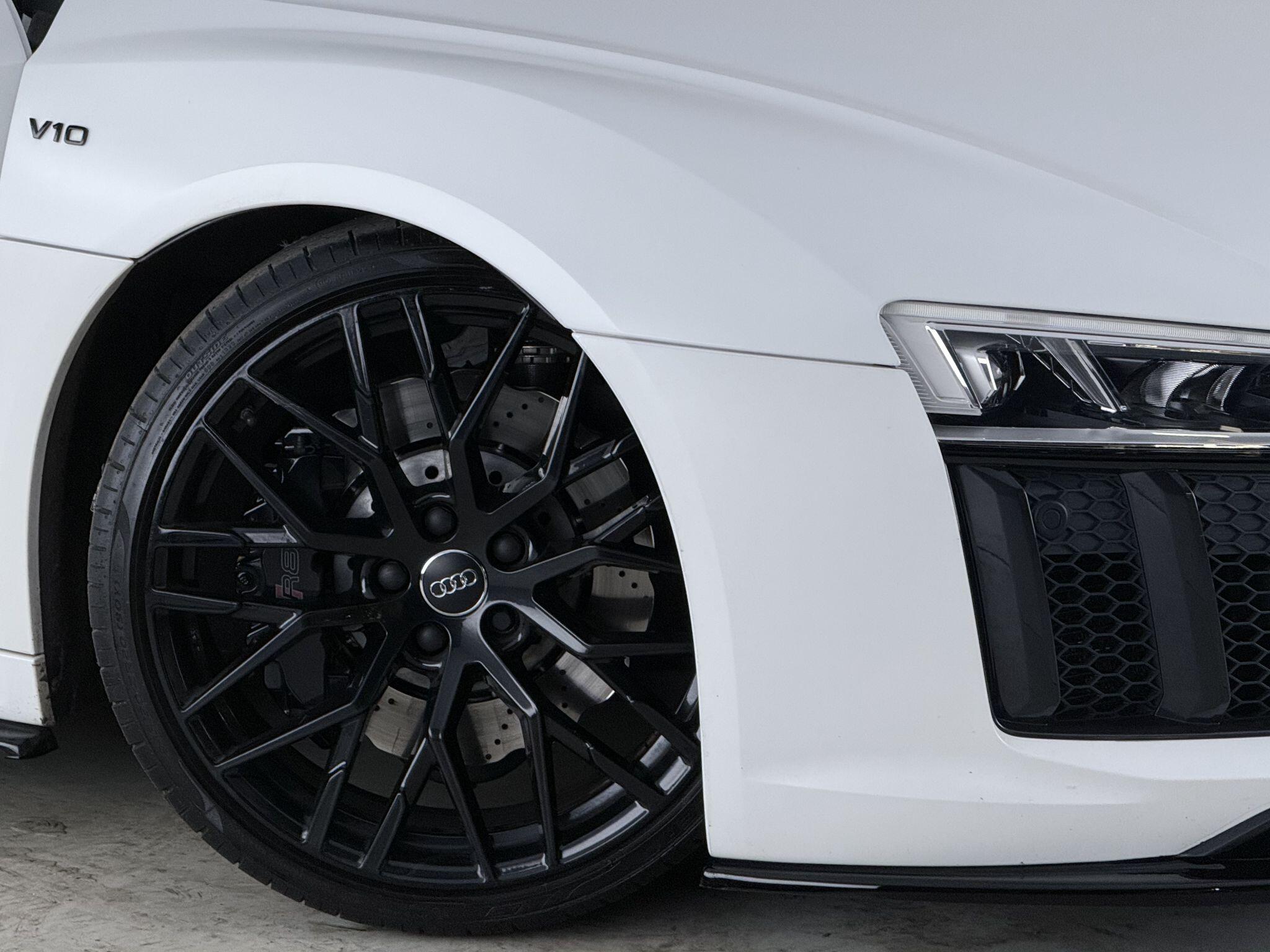 Audi R8 view 73