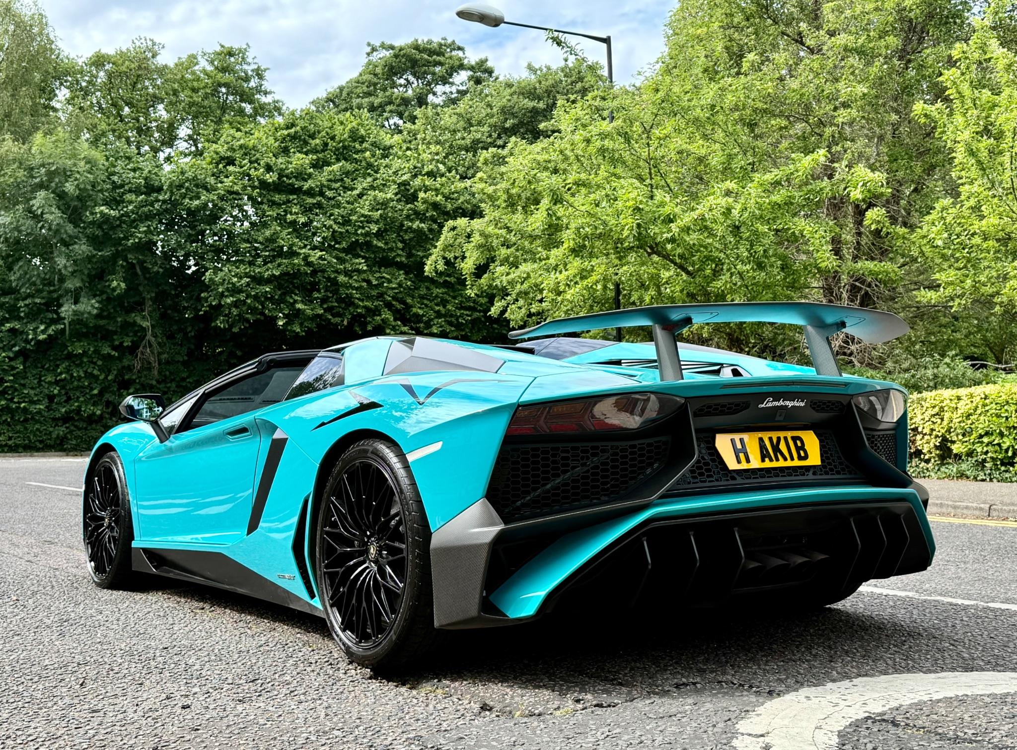 Lamborghini Aventador view 11