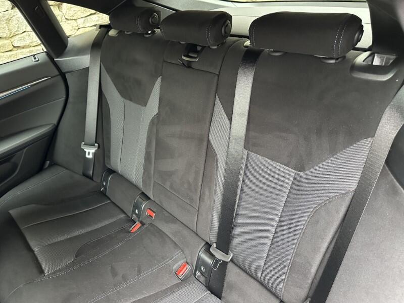 BMW i4 view 13