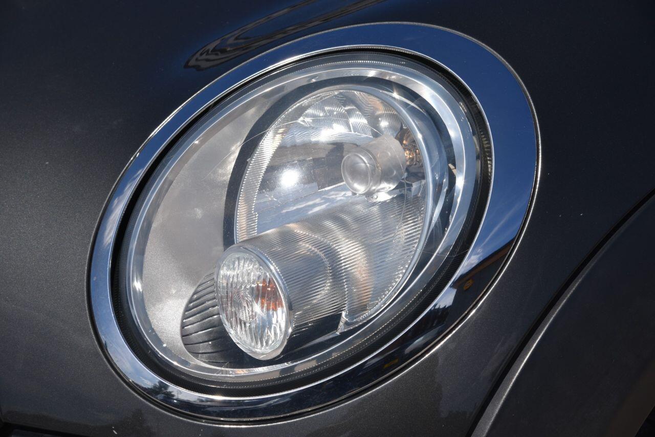 Mini Cooper view 10