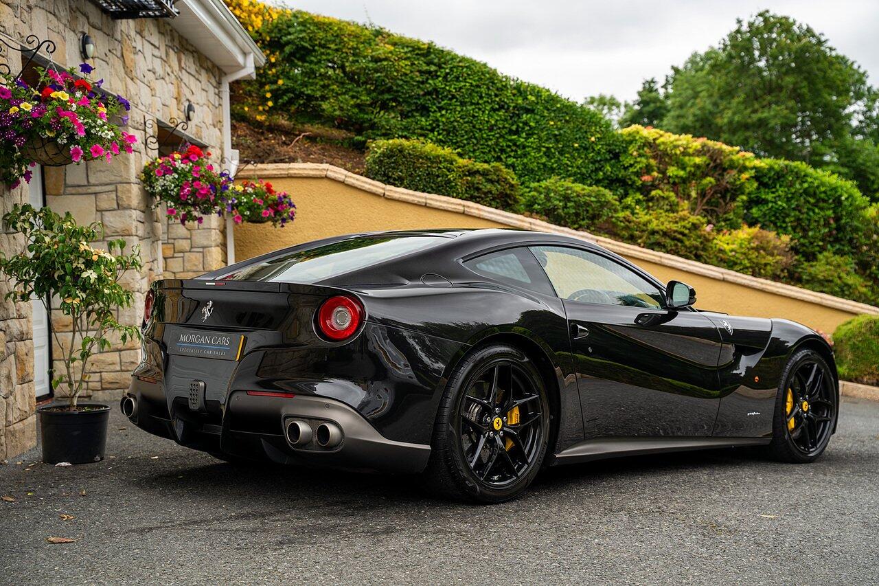 Ferrari F12 view 8