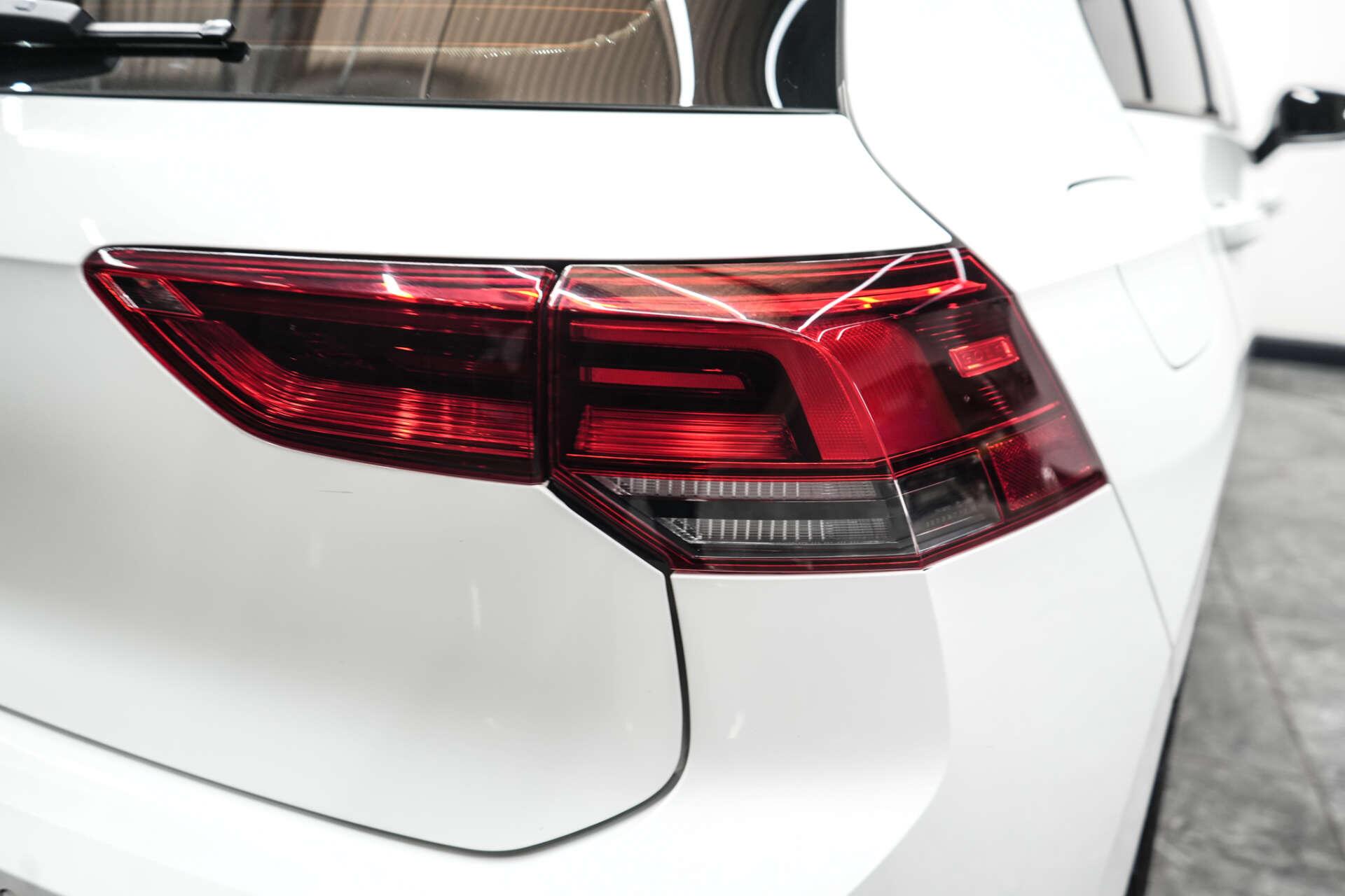 Volkswagen Golf view 10