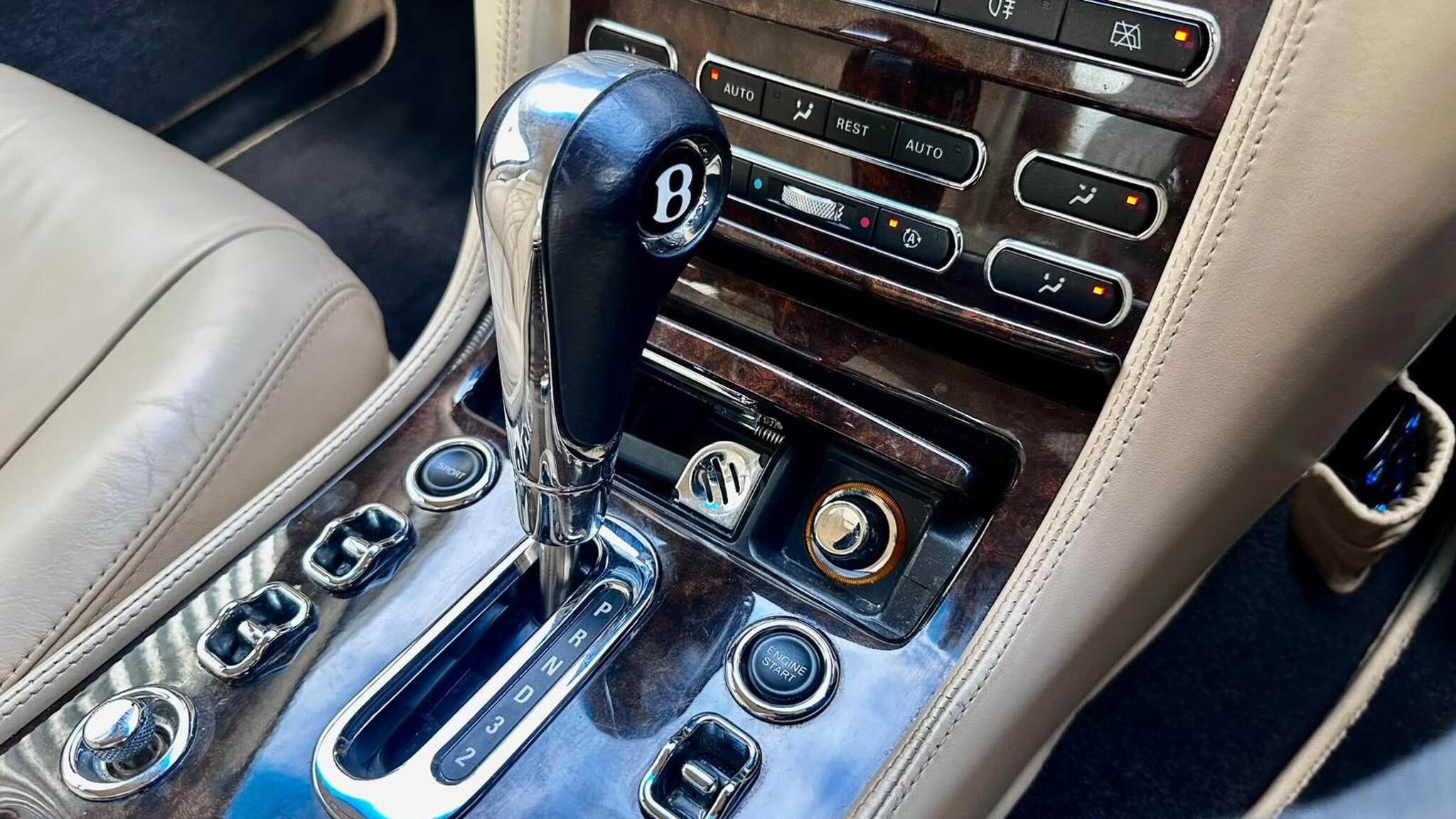 Bentley Arnage view 61