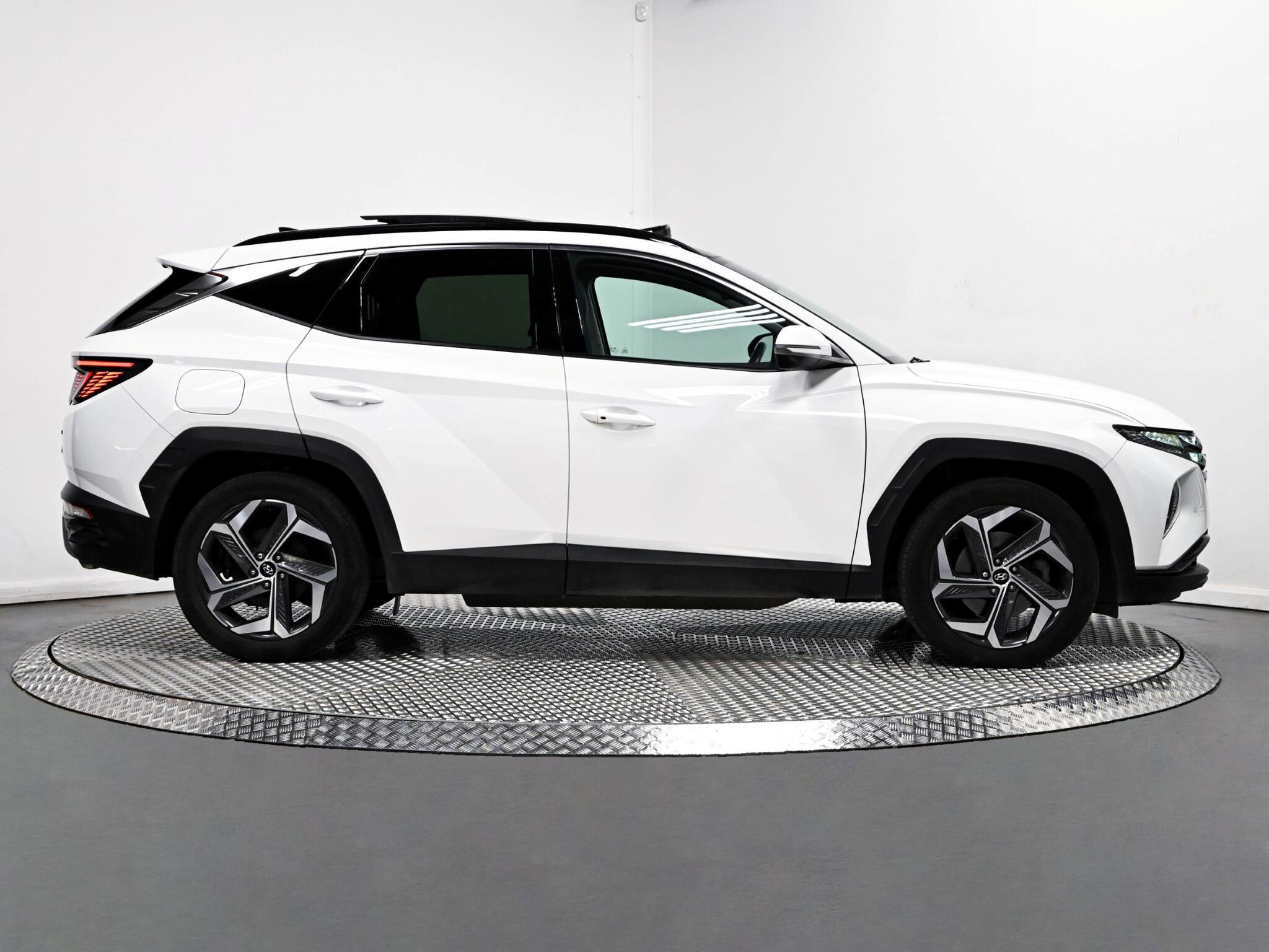 Hyundai Tucson view 24