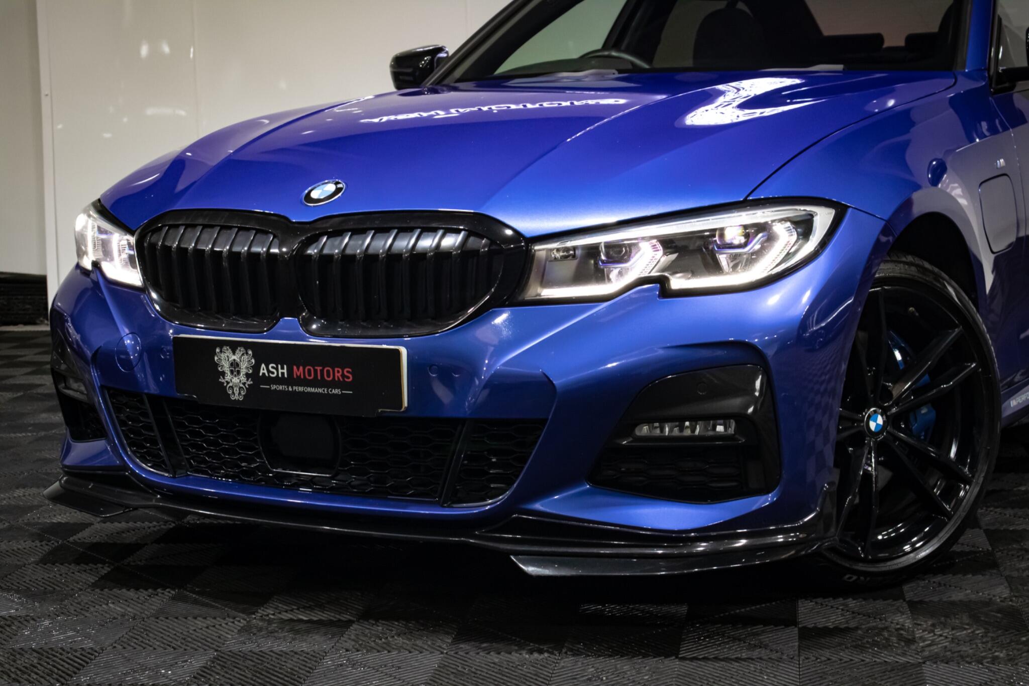 BMW 3 Series view 2