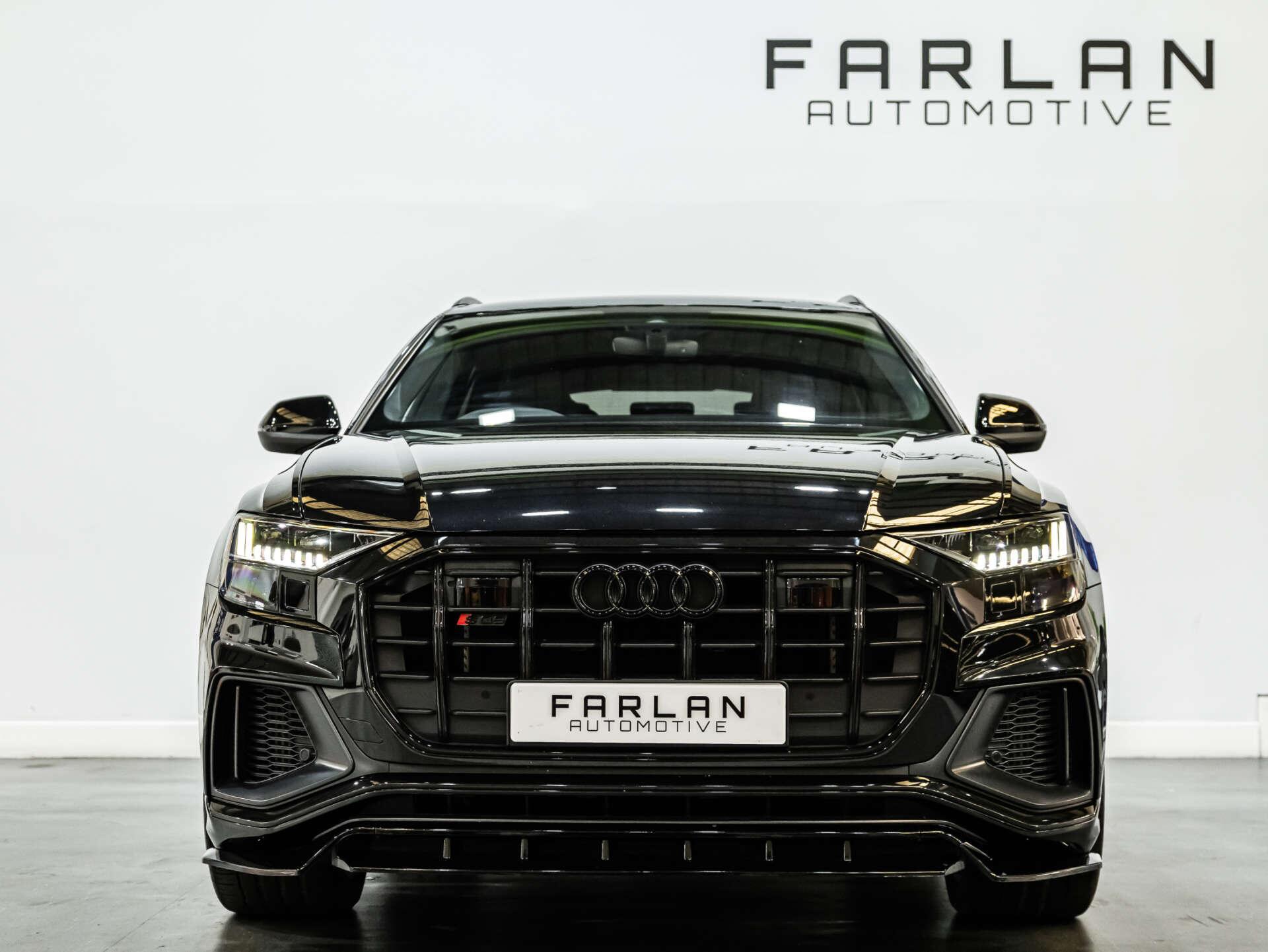 Audi SQ8 view 14
