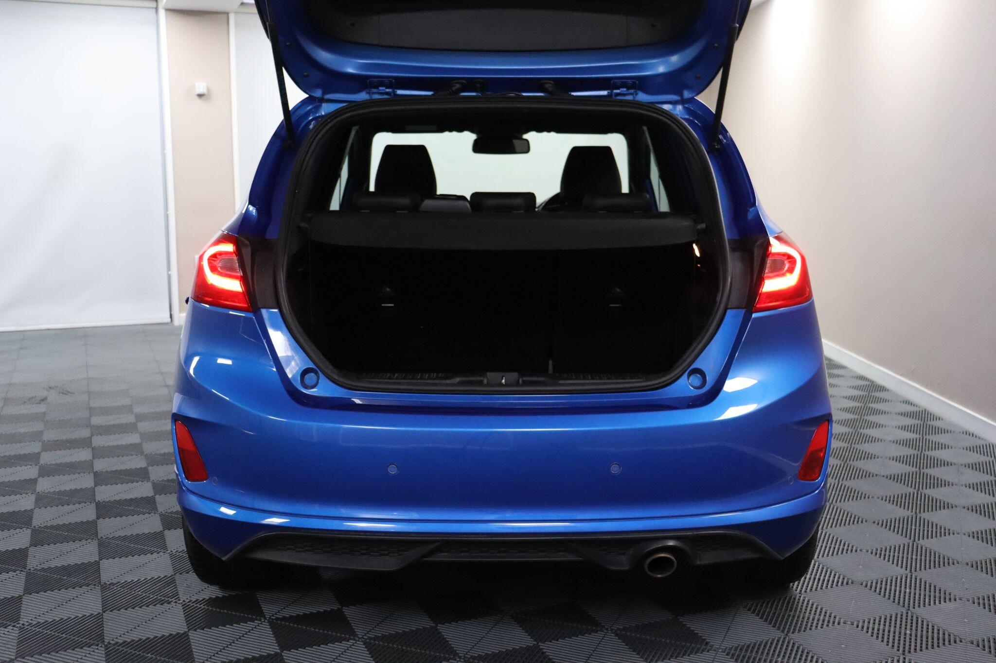 Ford Fiesta view 14