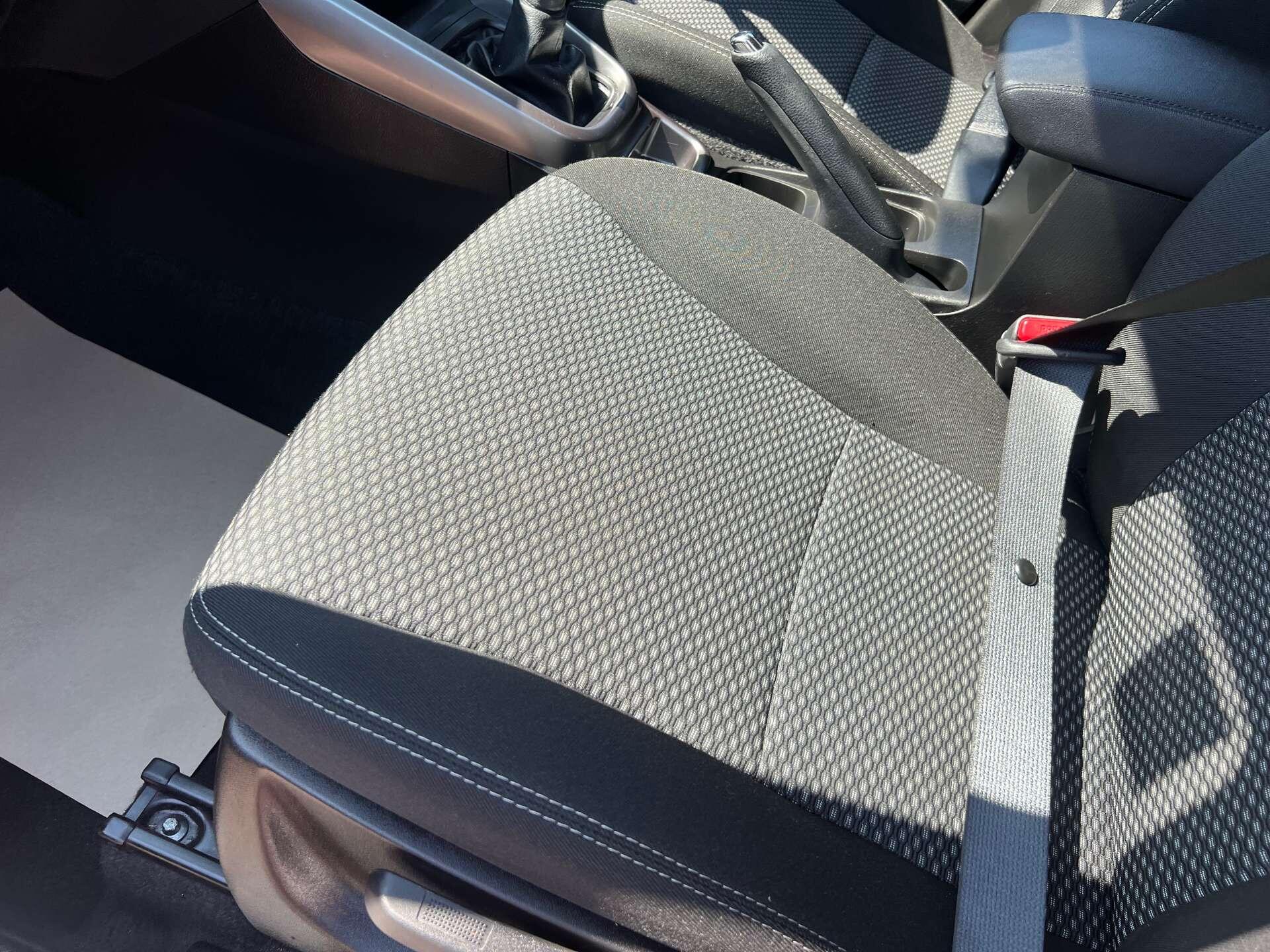 Suzuki Vitara view 47