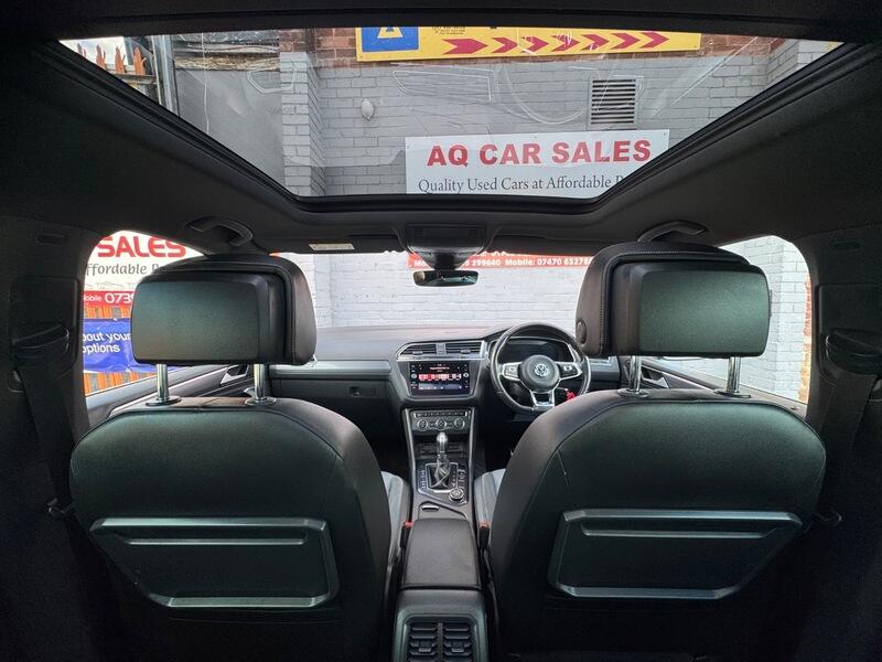 Volkswagen Tiguan view 11