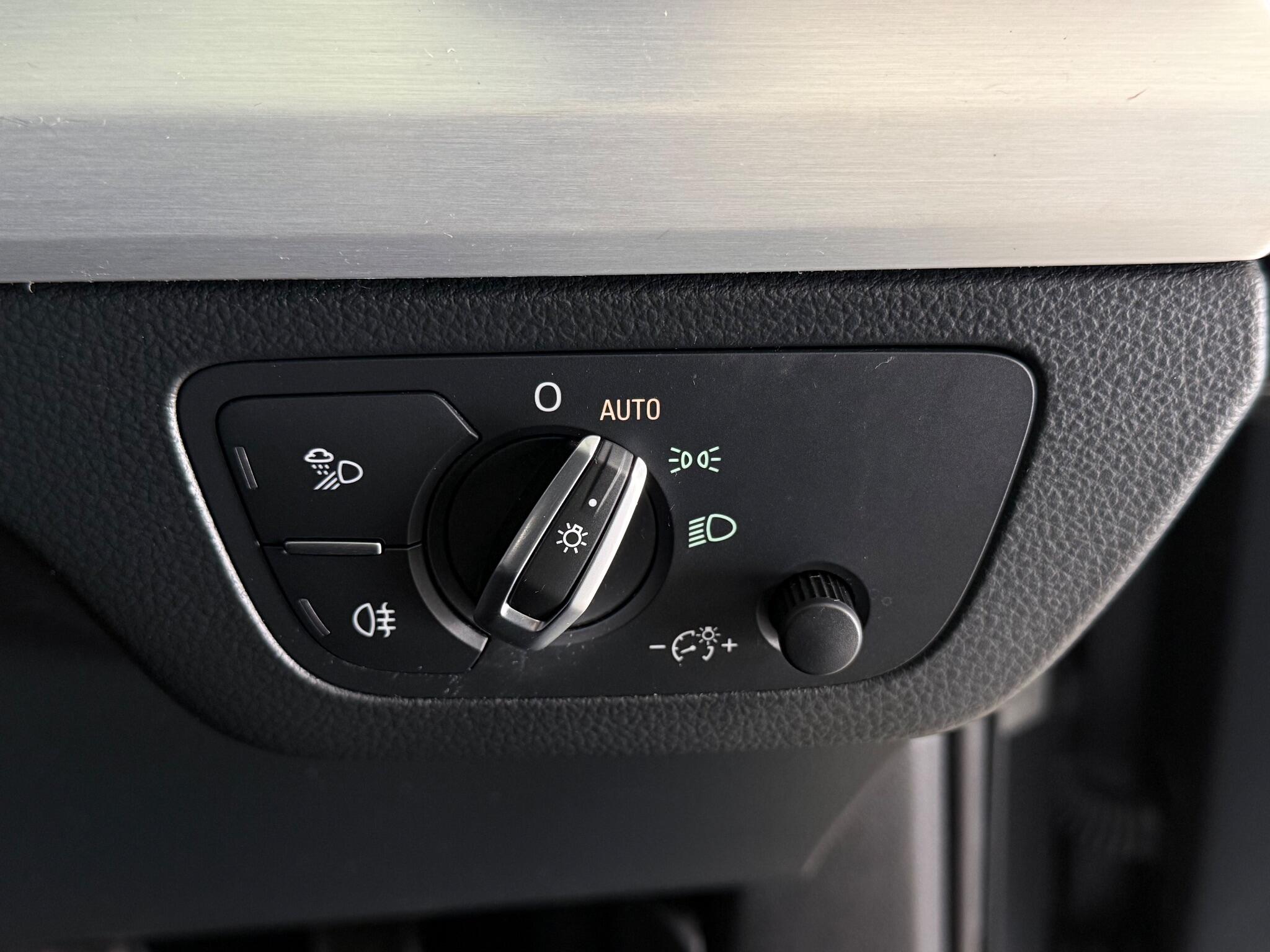 Audi Q5 view 40