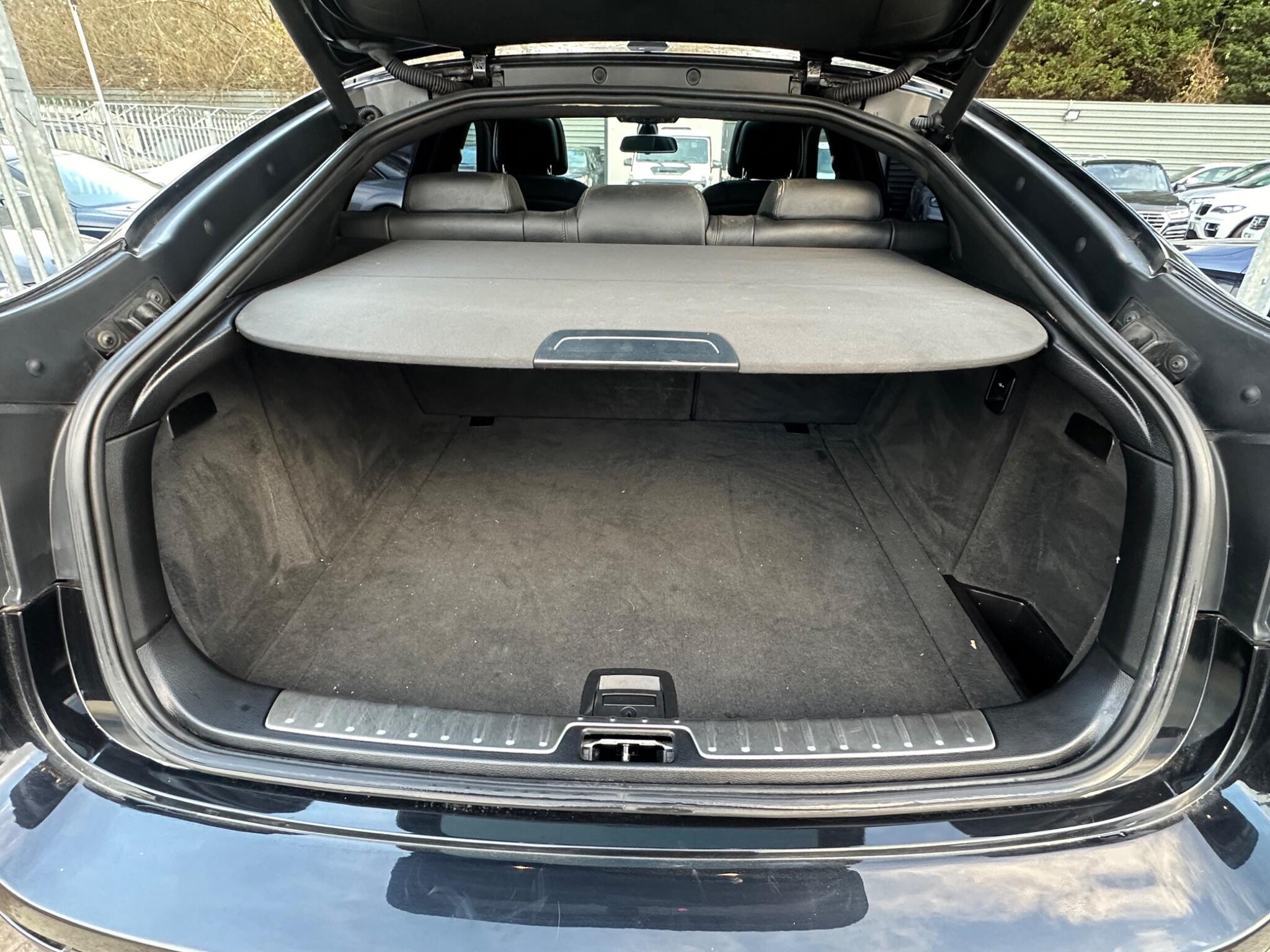 BMW X6 view 59