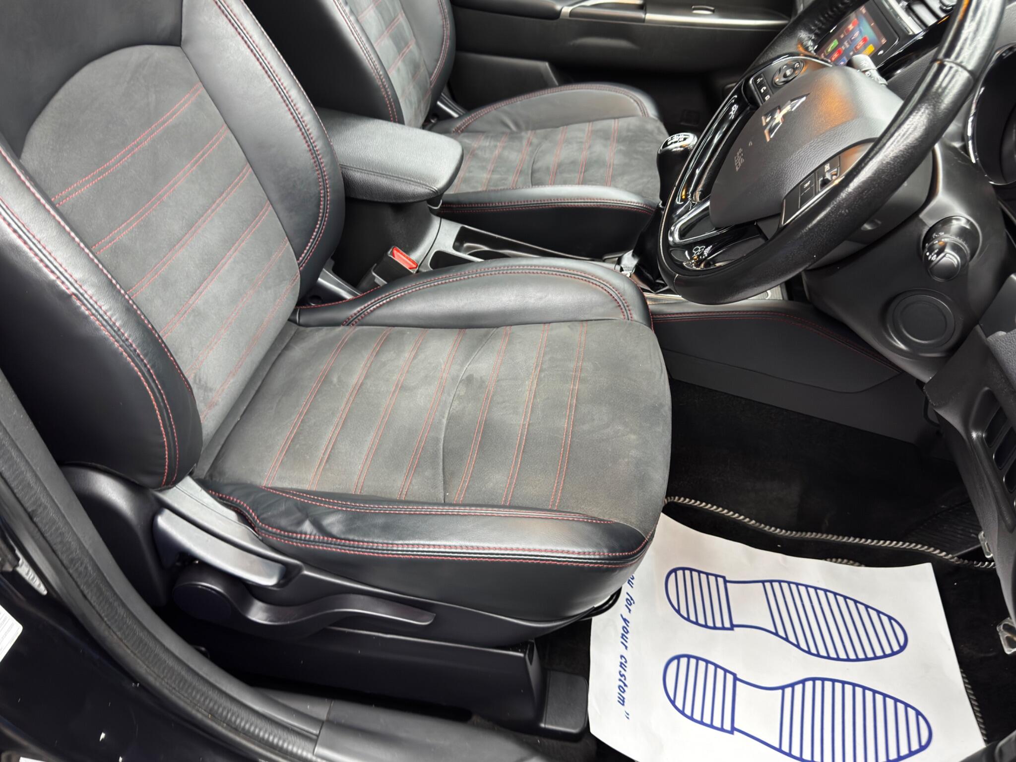 Mitsubishi ASX view 13