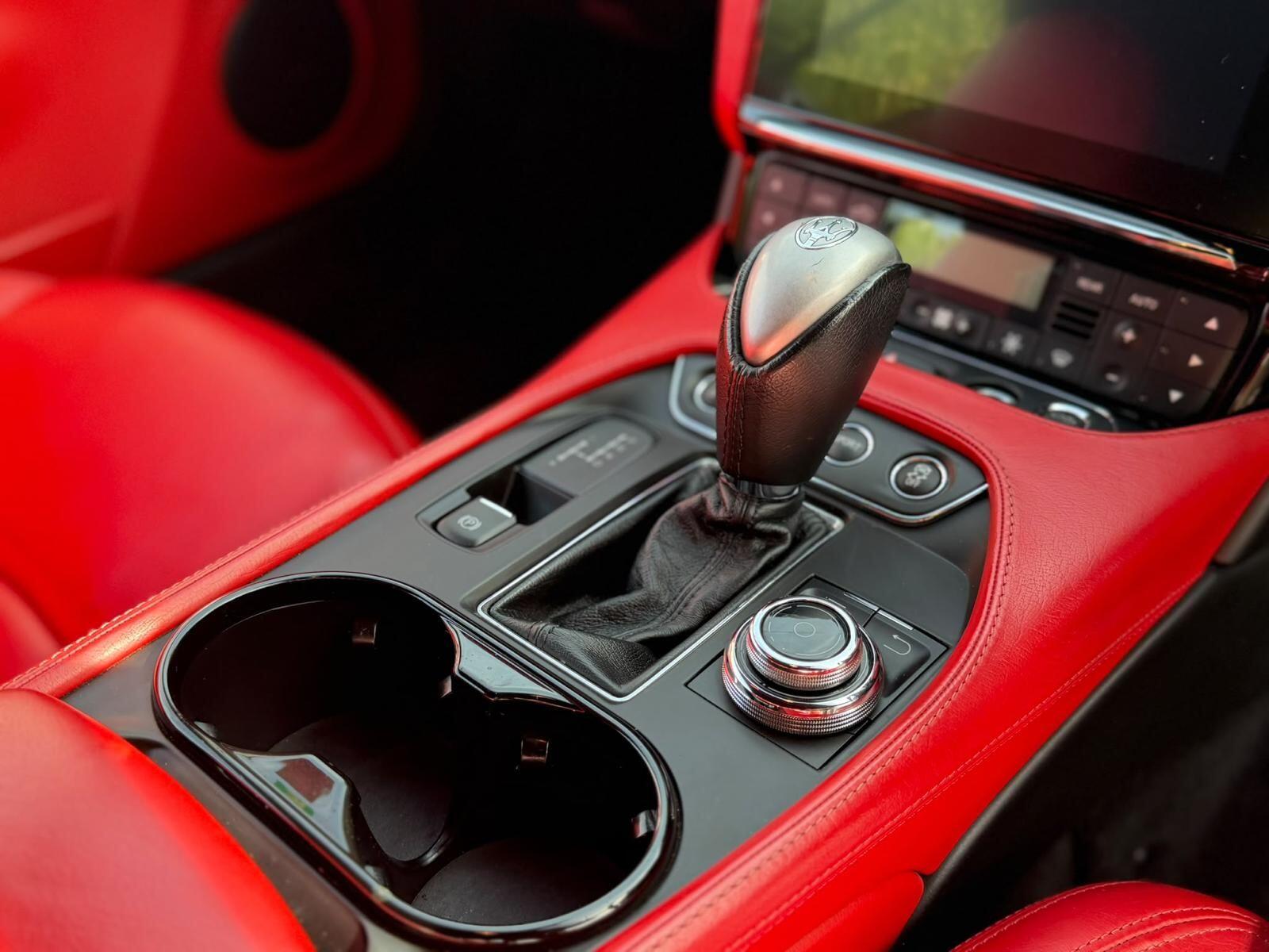 Maserati Grancabrio view 23