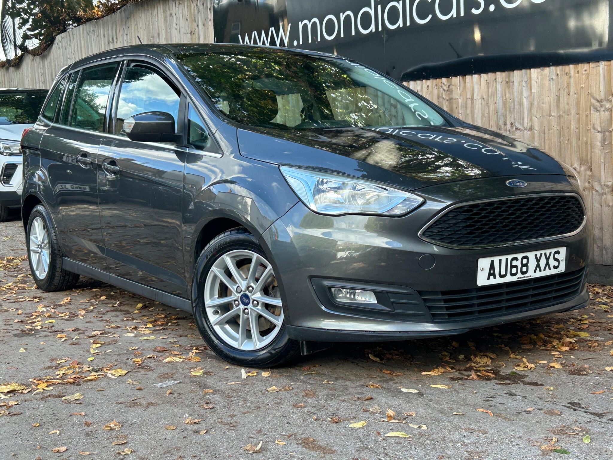 Ford Grand C-Max view 8